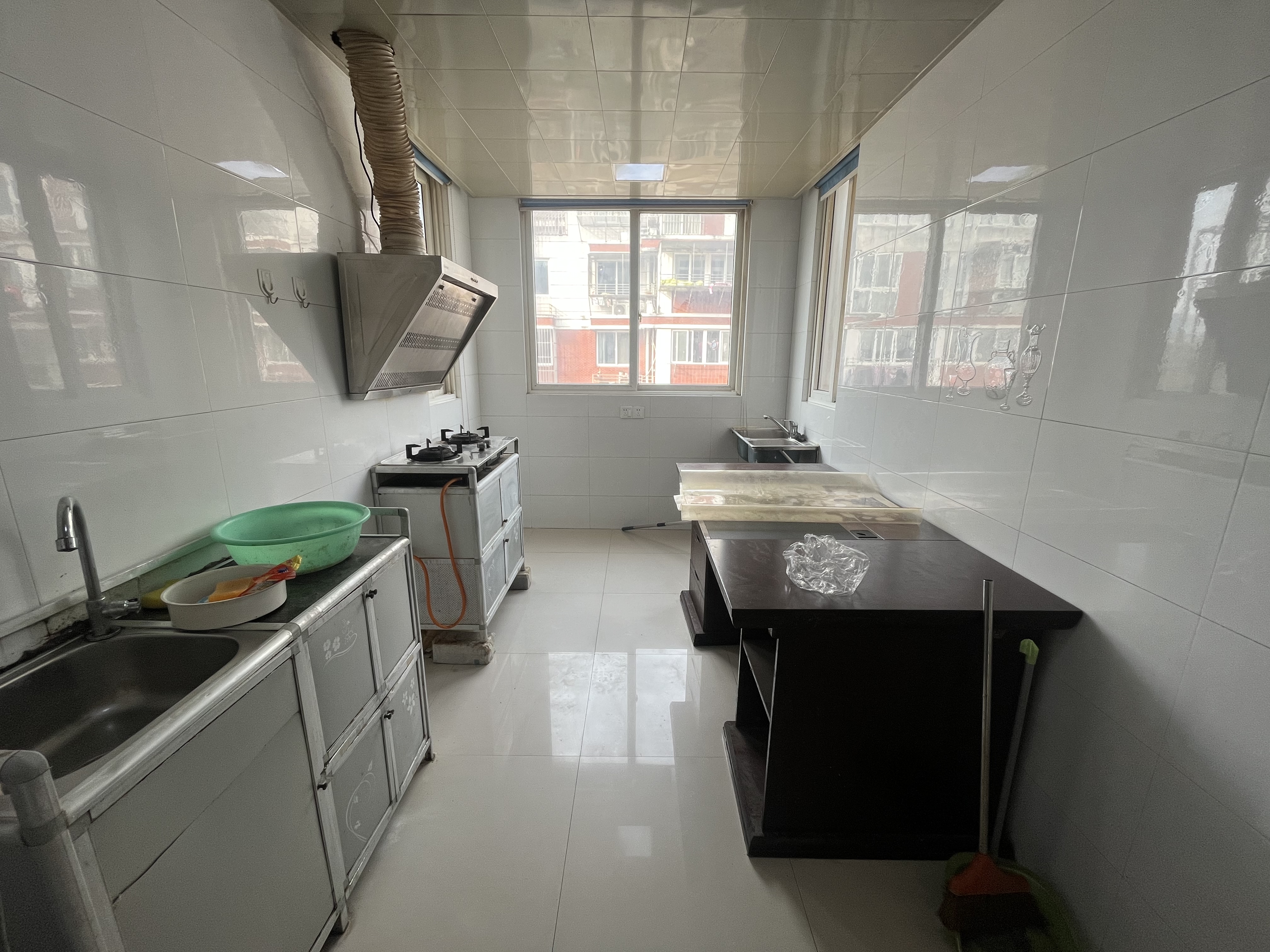 新港花苑西区 2室1厅1卫 86m&sup2;