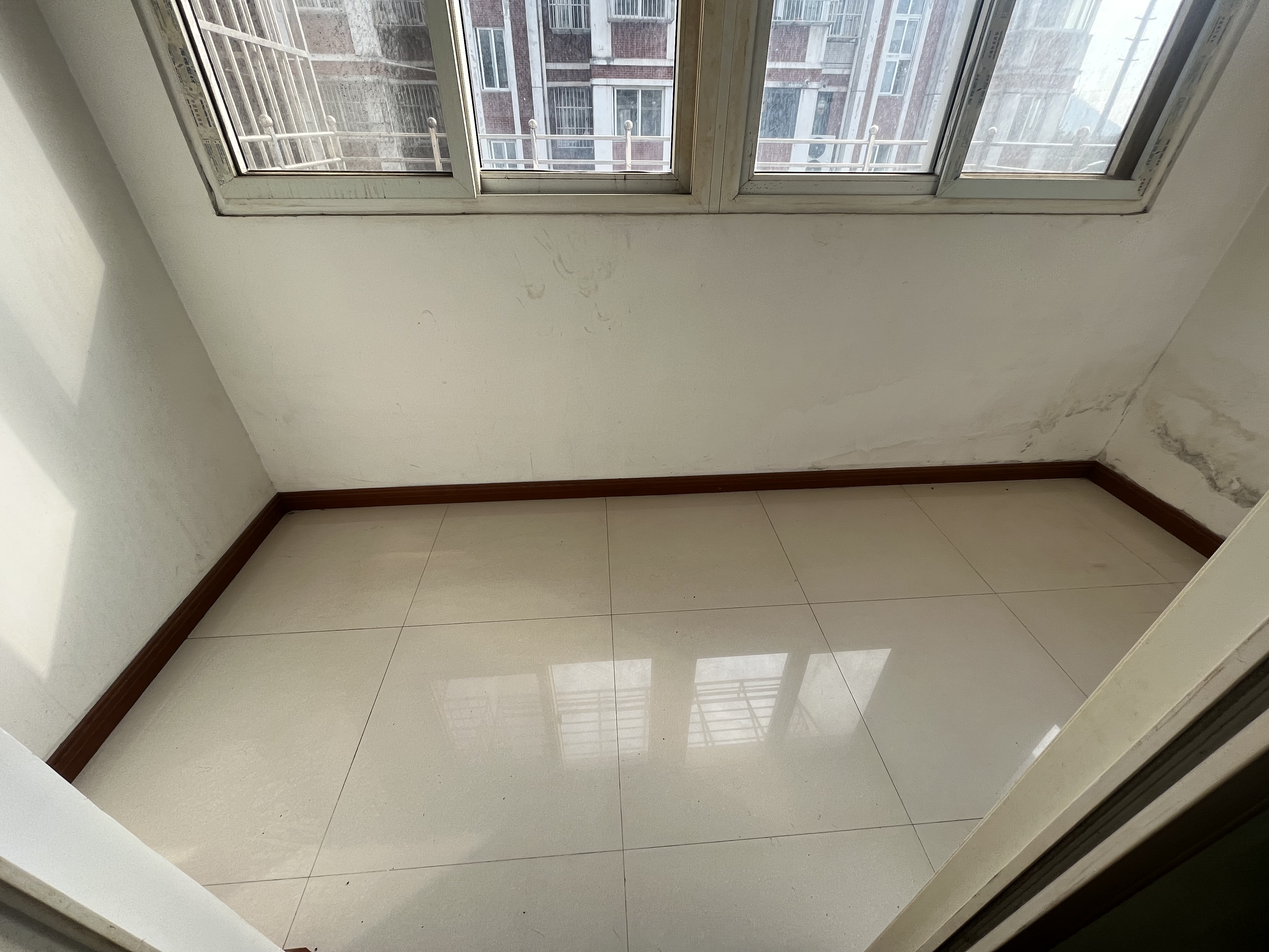 新港花苑西区 2室1厅1卫 86m&sup2;