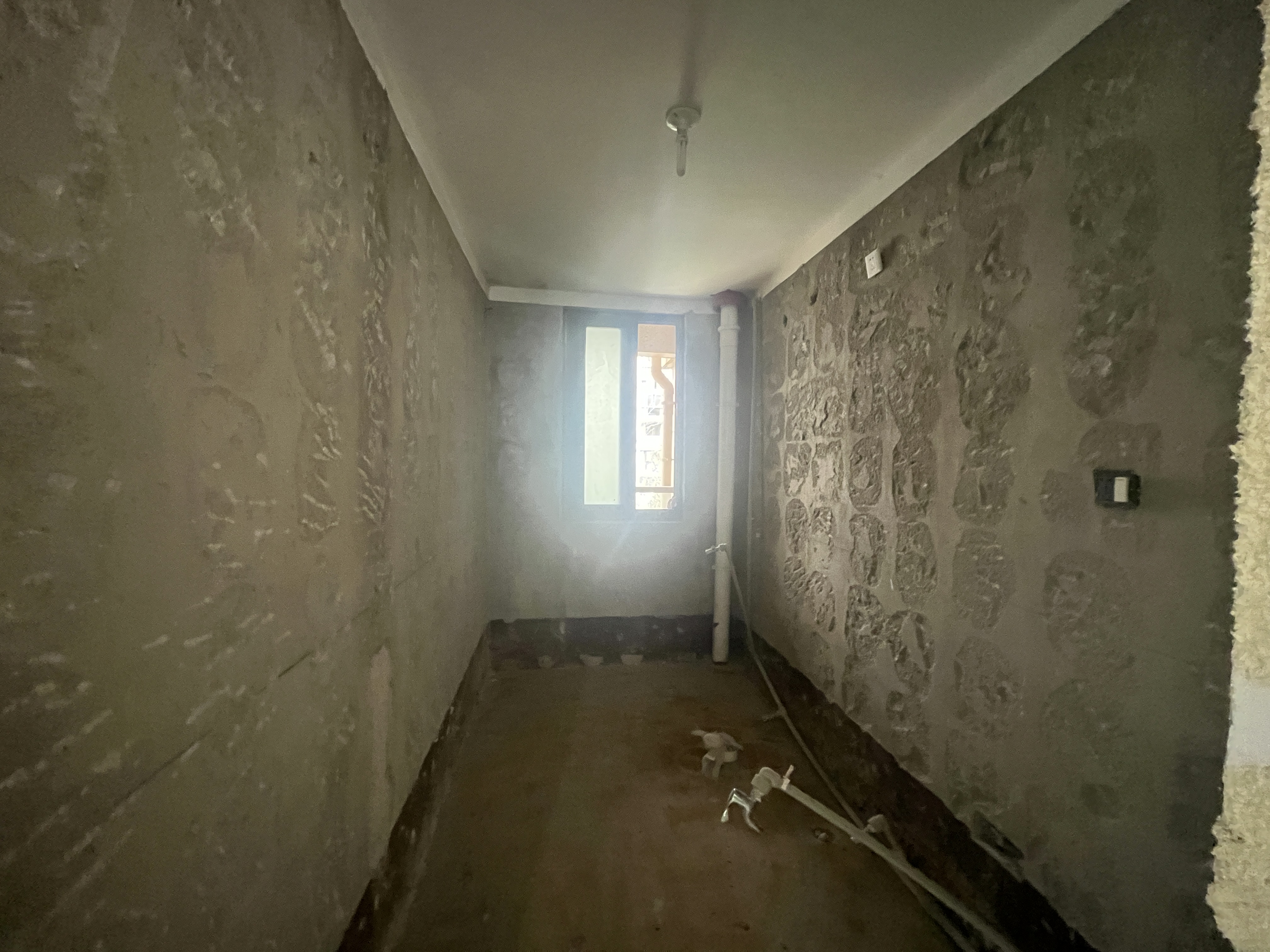 皇家花园北区 4室2厅2卫 143.06m&sup2;