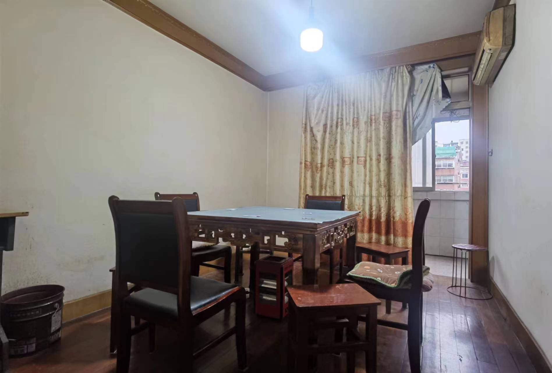 南川园新村 4室5厅1卫 89.00m&sup2;