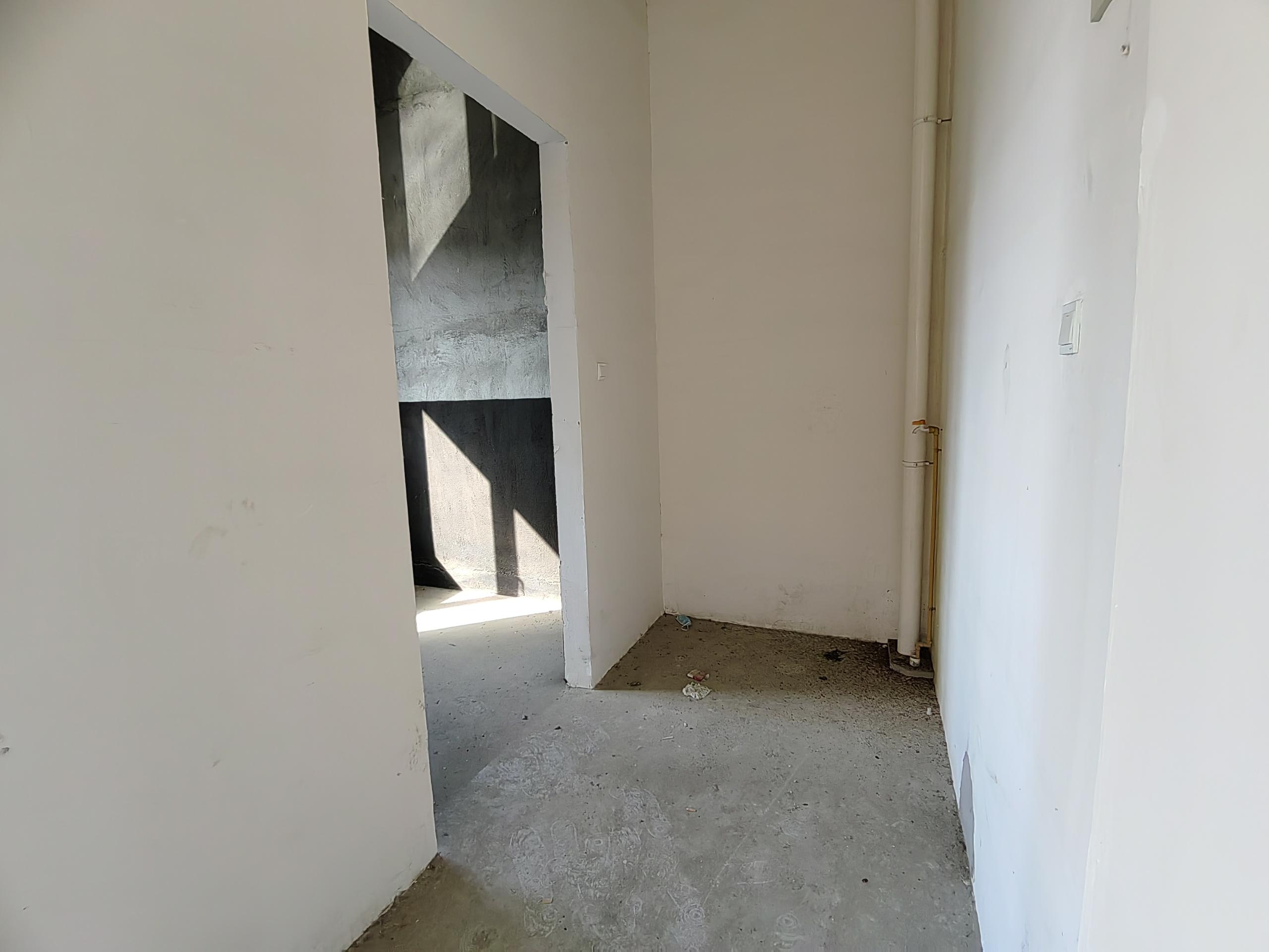 顺发御园 5室2厅4卫 310m&sup2;