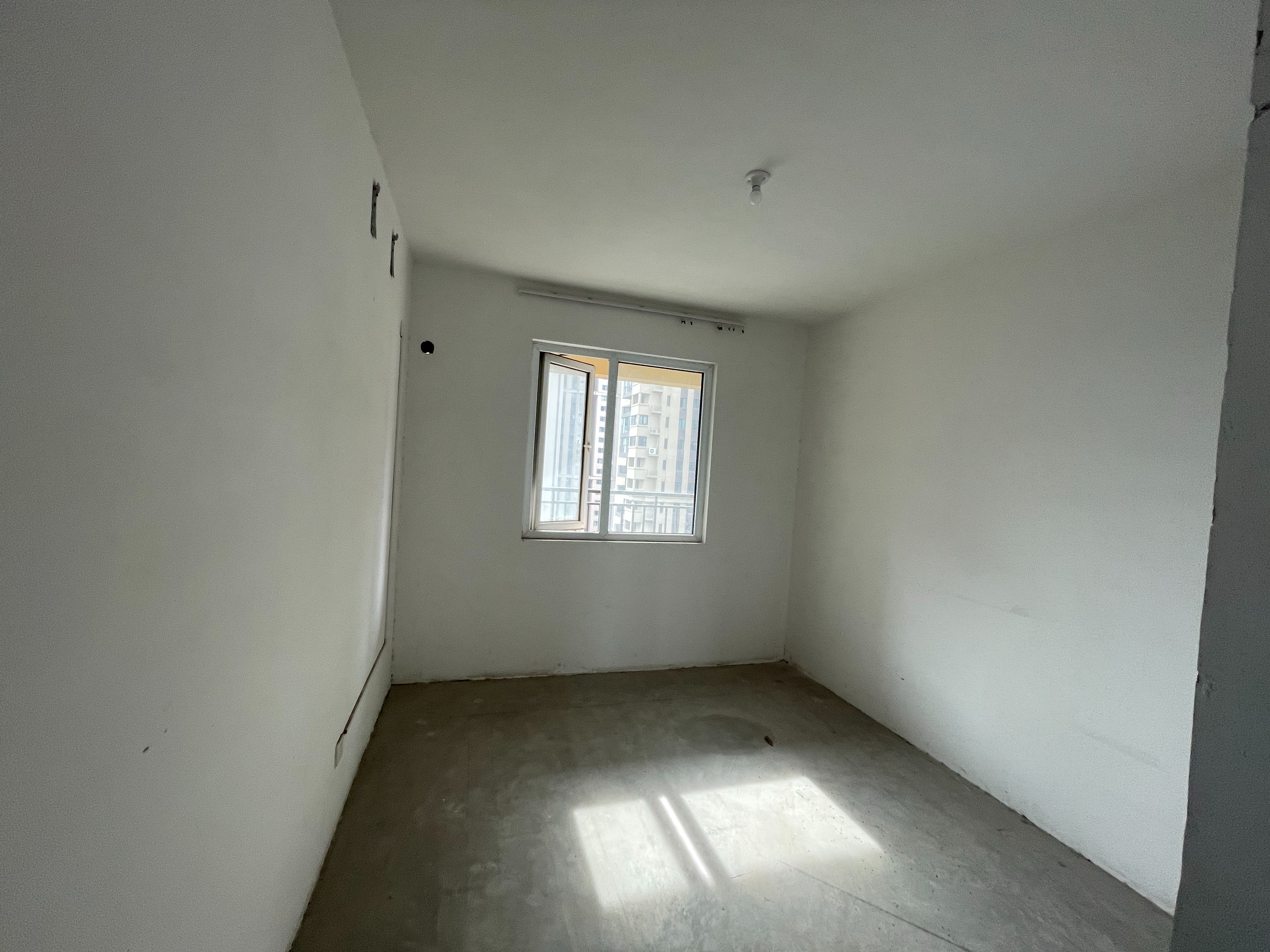 中海碧林湾 4室2厅2卫 141.00m&sup2;