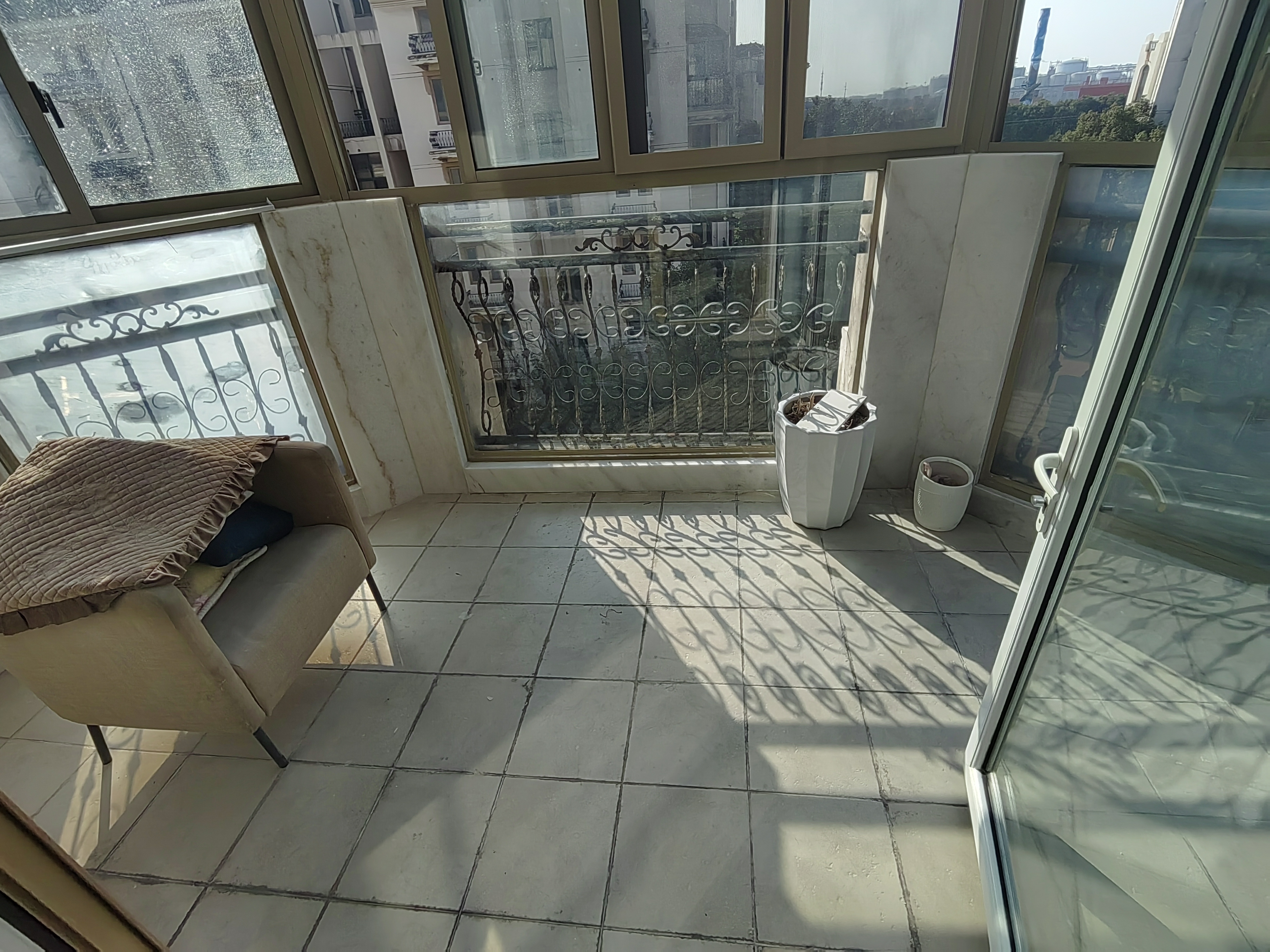 军山花园 2室3厅4卫 210.00m&sup2;