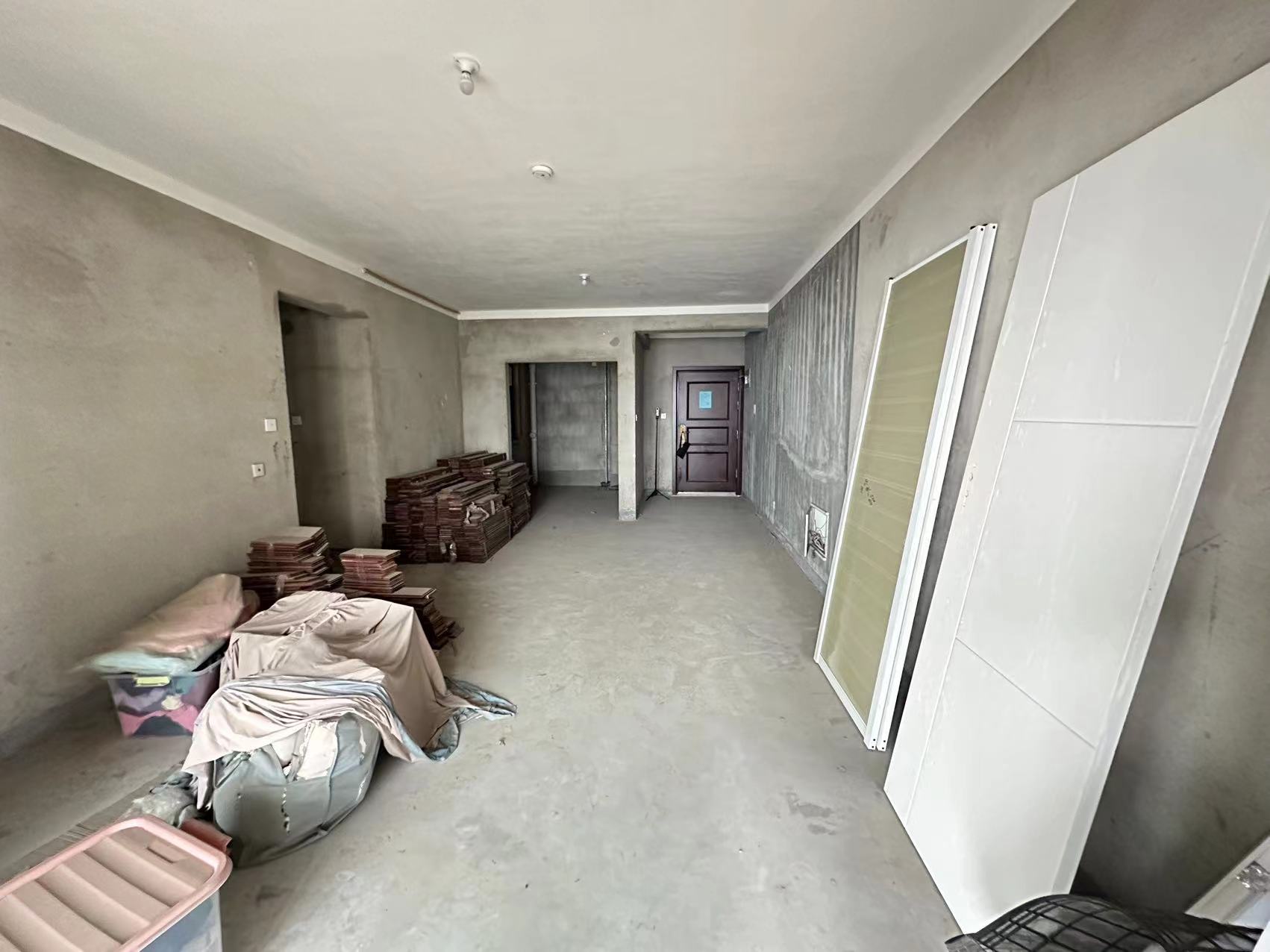 华强城 3室2厅2卫 123m&sup2;