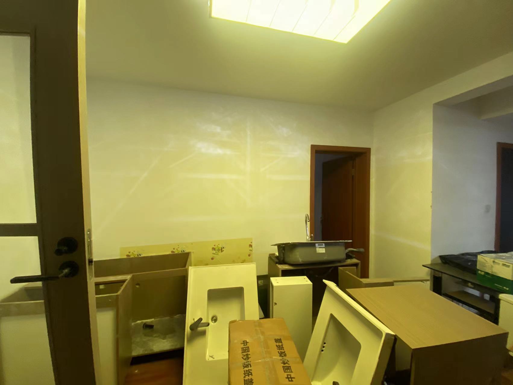 高迪晶城 3室2厅2卫 115.30m&sup2;