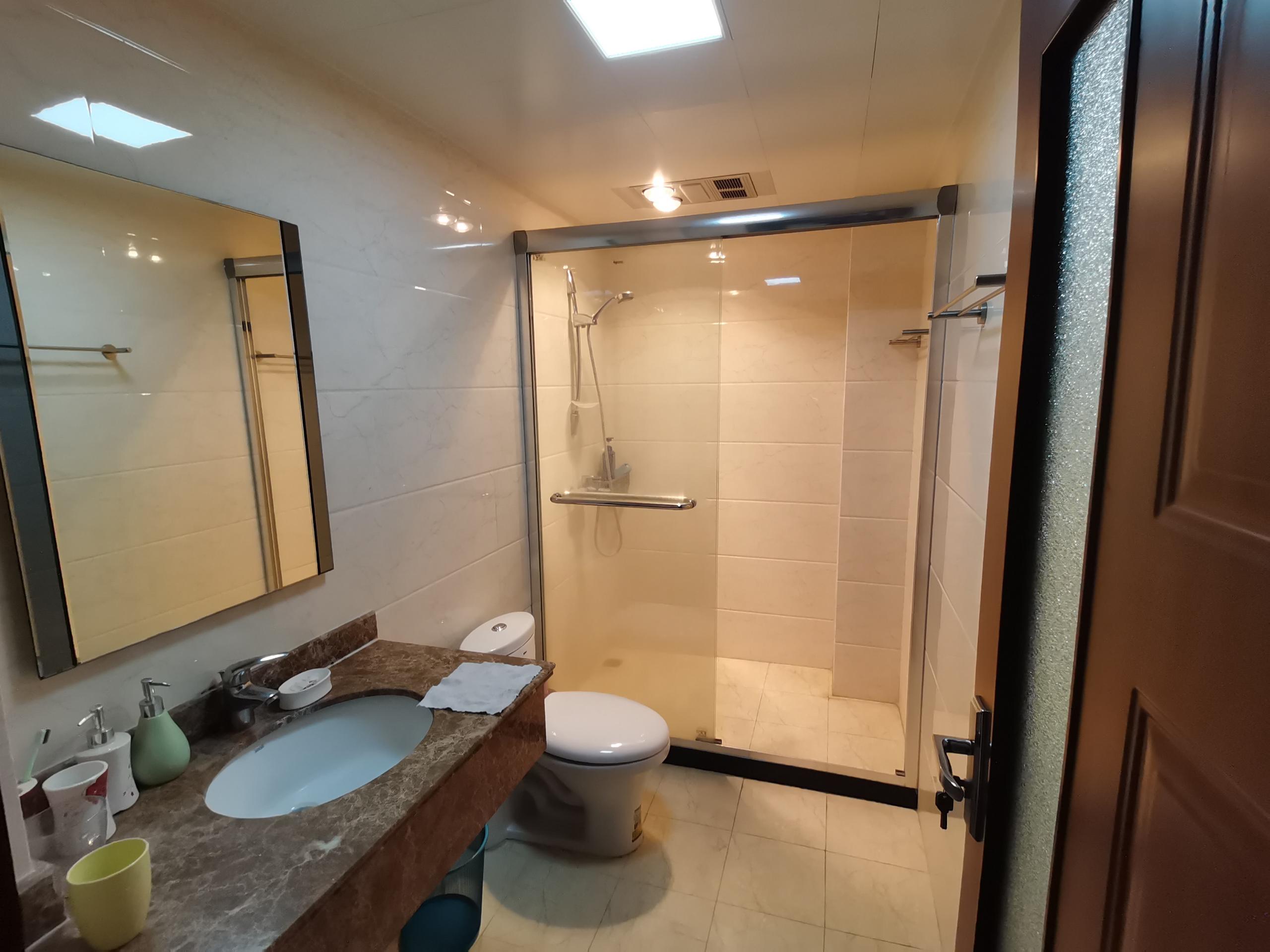 五山公寓 5室2厅3卫 280.00m&sup2;
