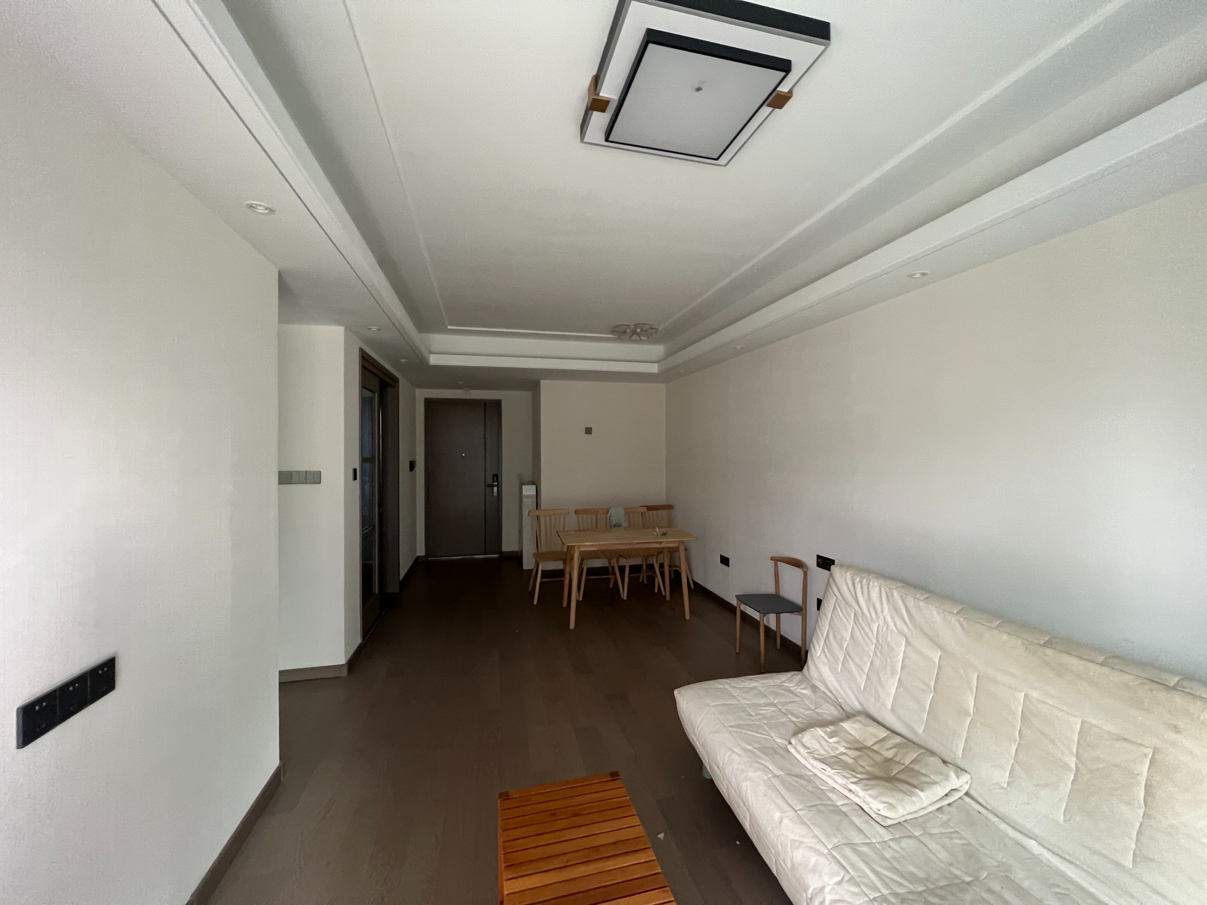 万科时代之光 3室2厅1卫 93m²