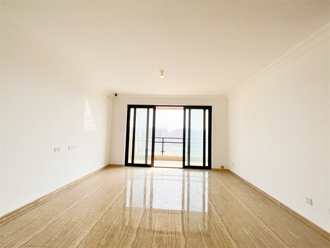 碧桂园时代悦城 4室2厅2卫 140m&sup2;