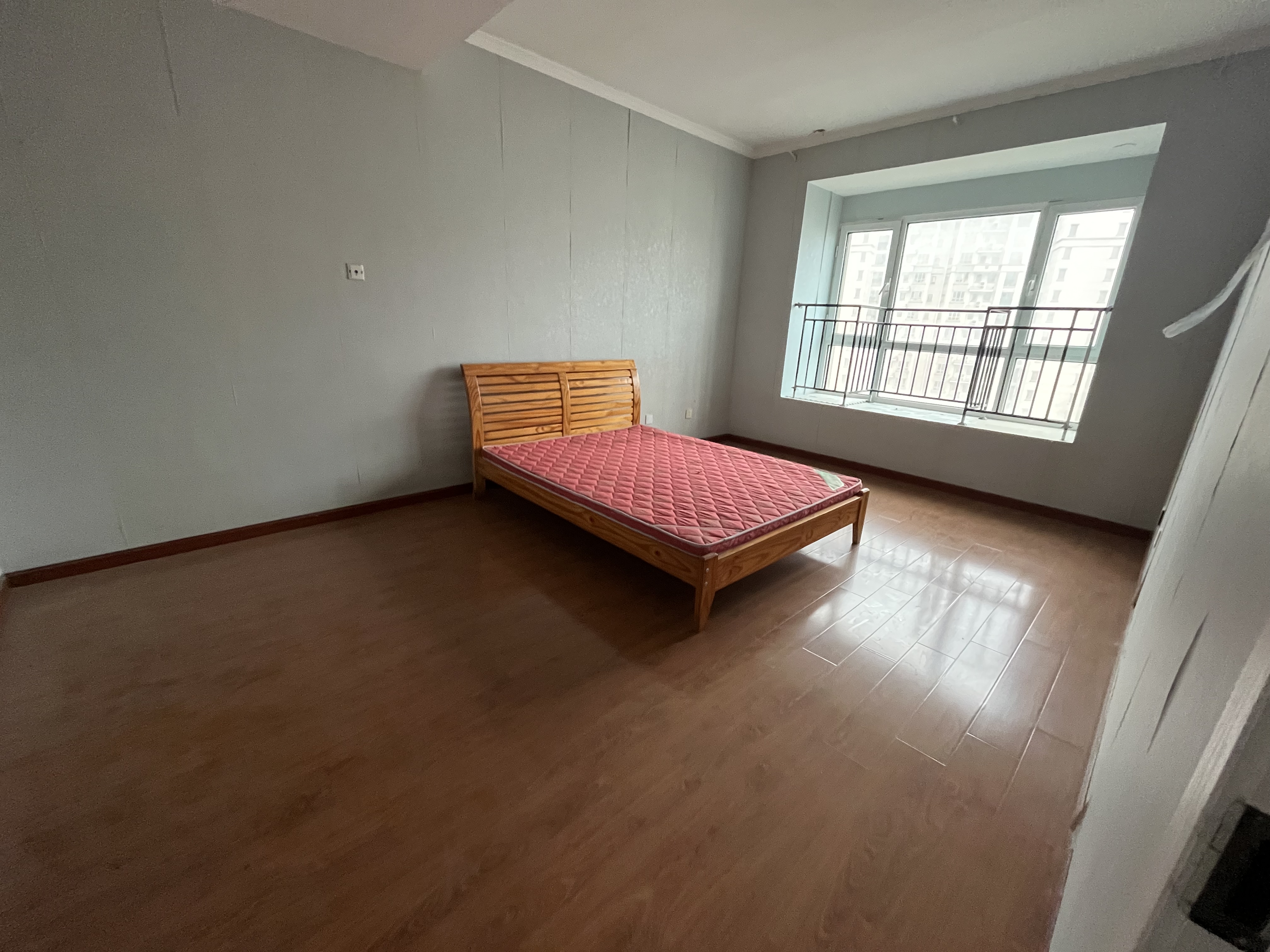 中南世纪花城三期 2室2厅1卫 110m&sup2;