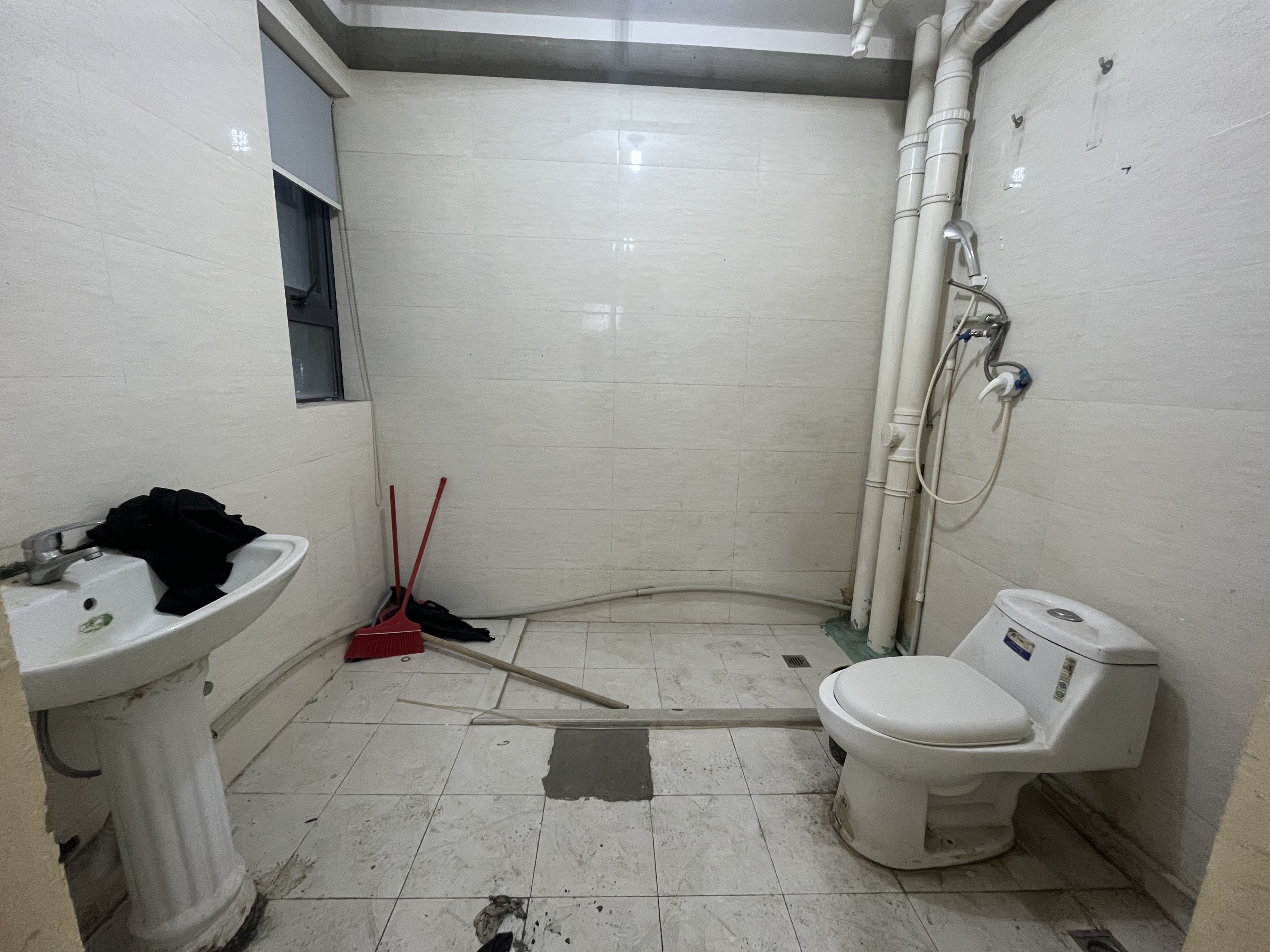 炜赋花苑 3室2厅1卫 128m&sup2;