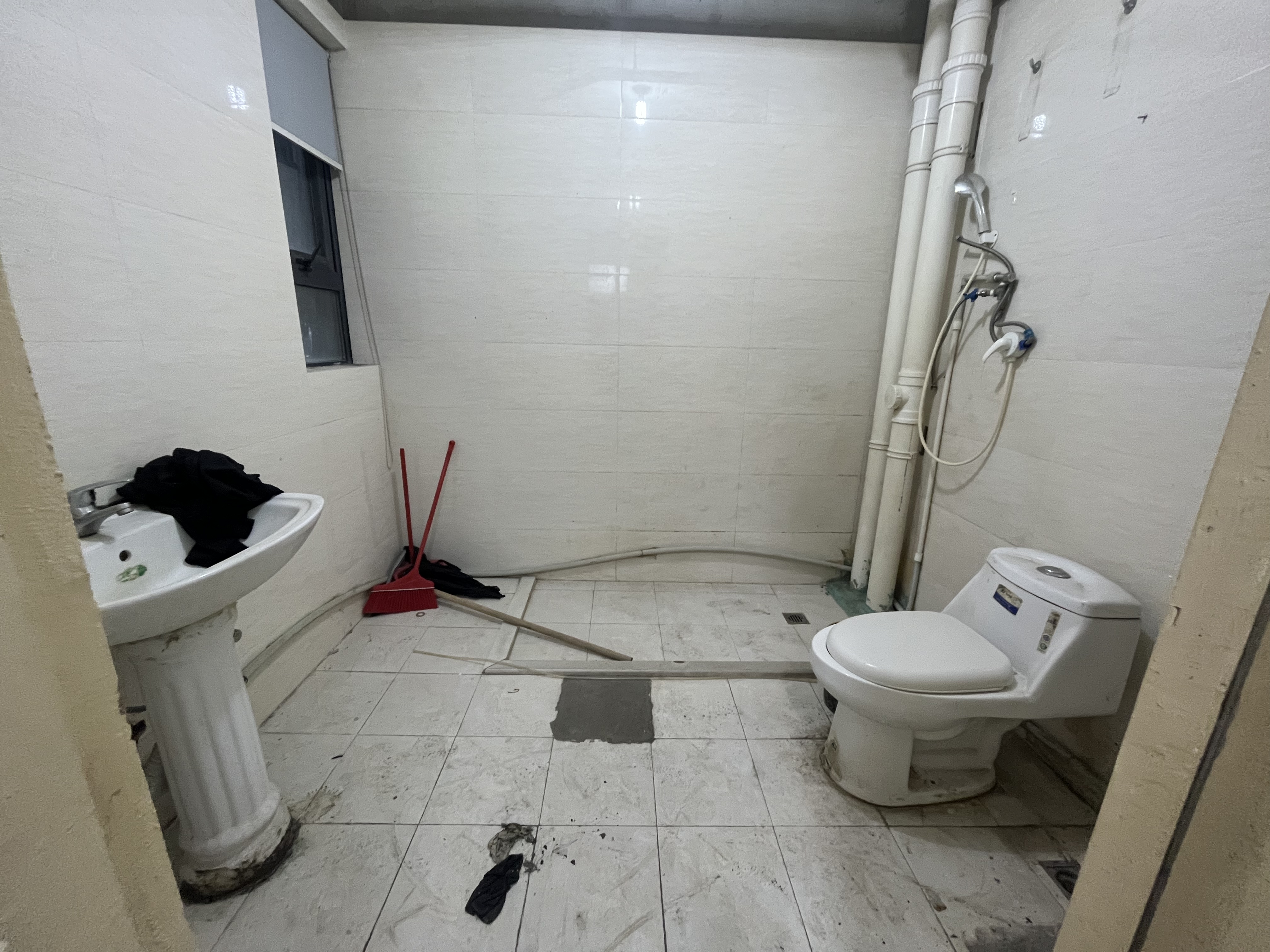炜赋花苑 3室2厅1卫 128m&sup2;