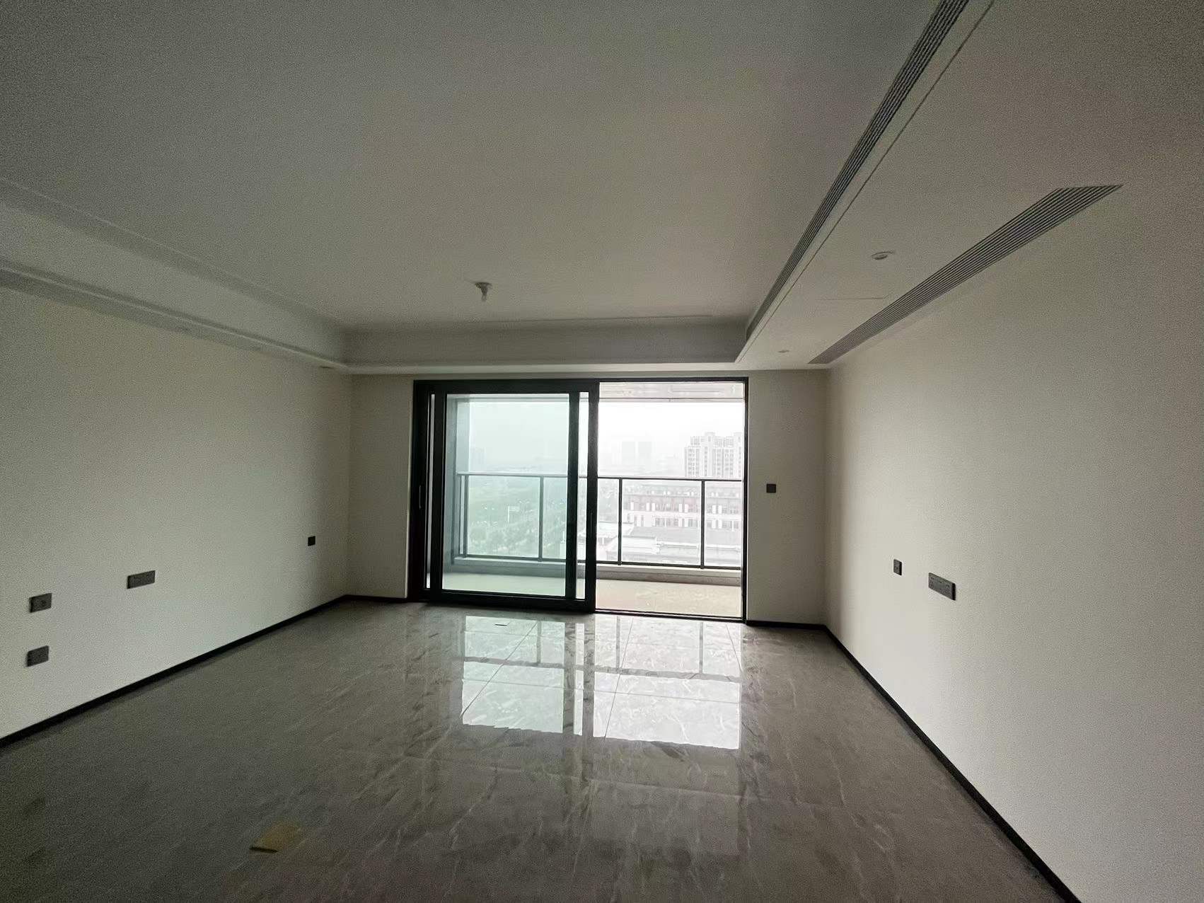 万科方圆 3室2厅2卫 128m²