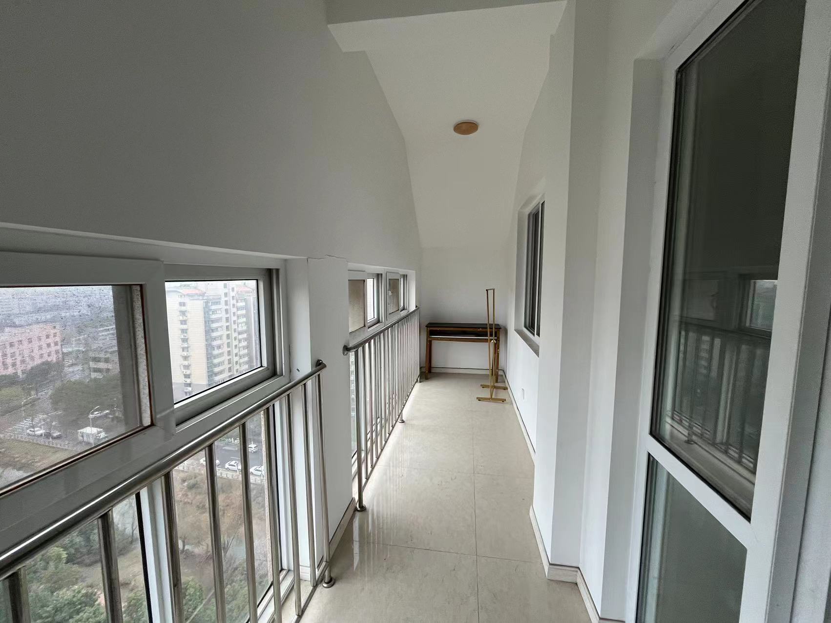 三里墩花苑 3室1厅1卫 88m&sup2;