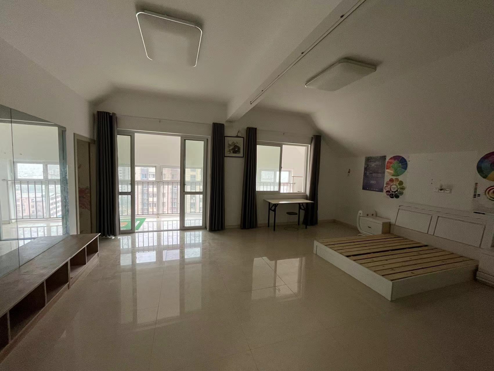 三里墩花苑 3室1厅1卫 88m&sup2;
