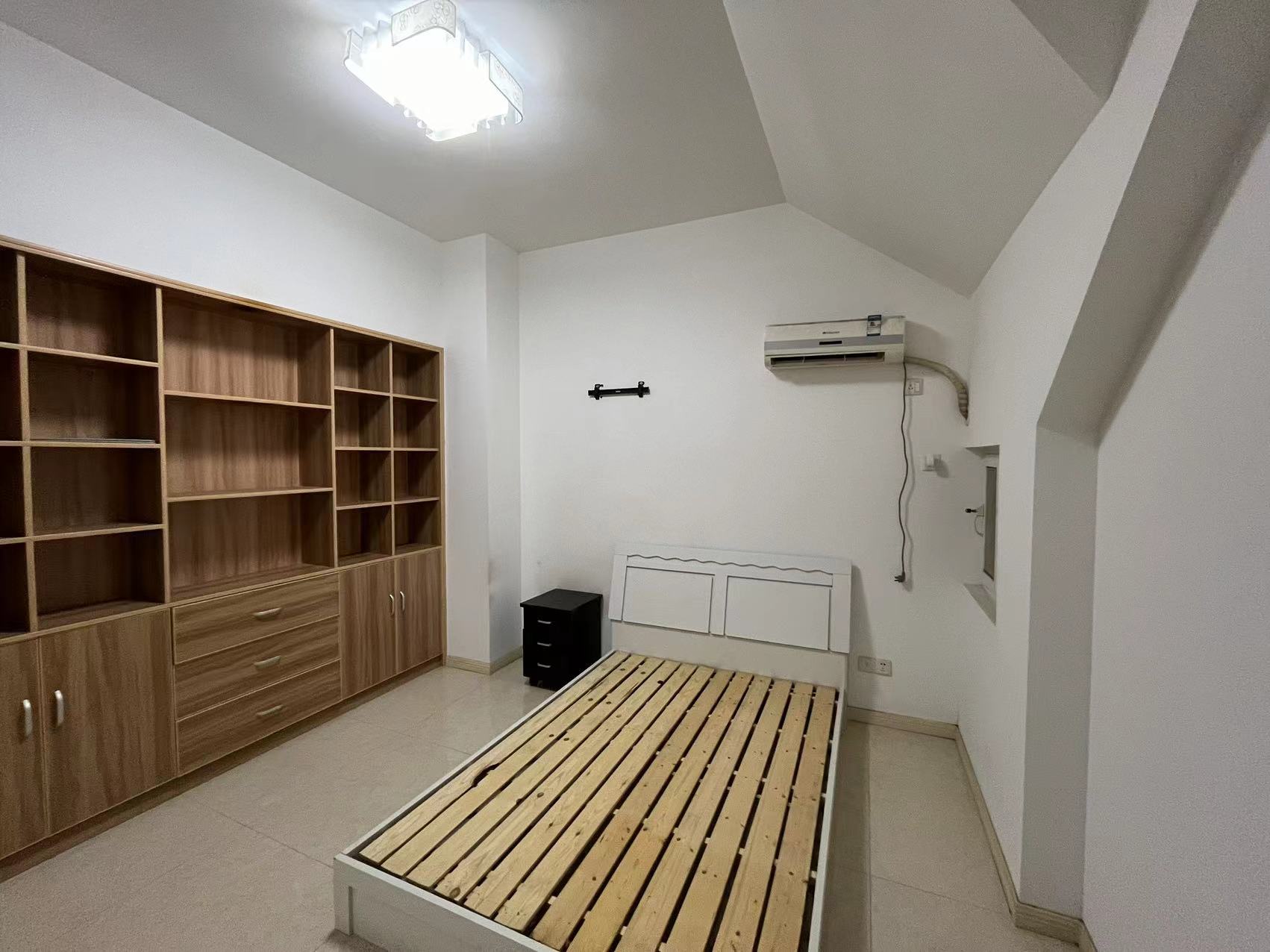 三里墩花苑 3室1厅1卫 88m&sup2;