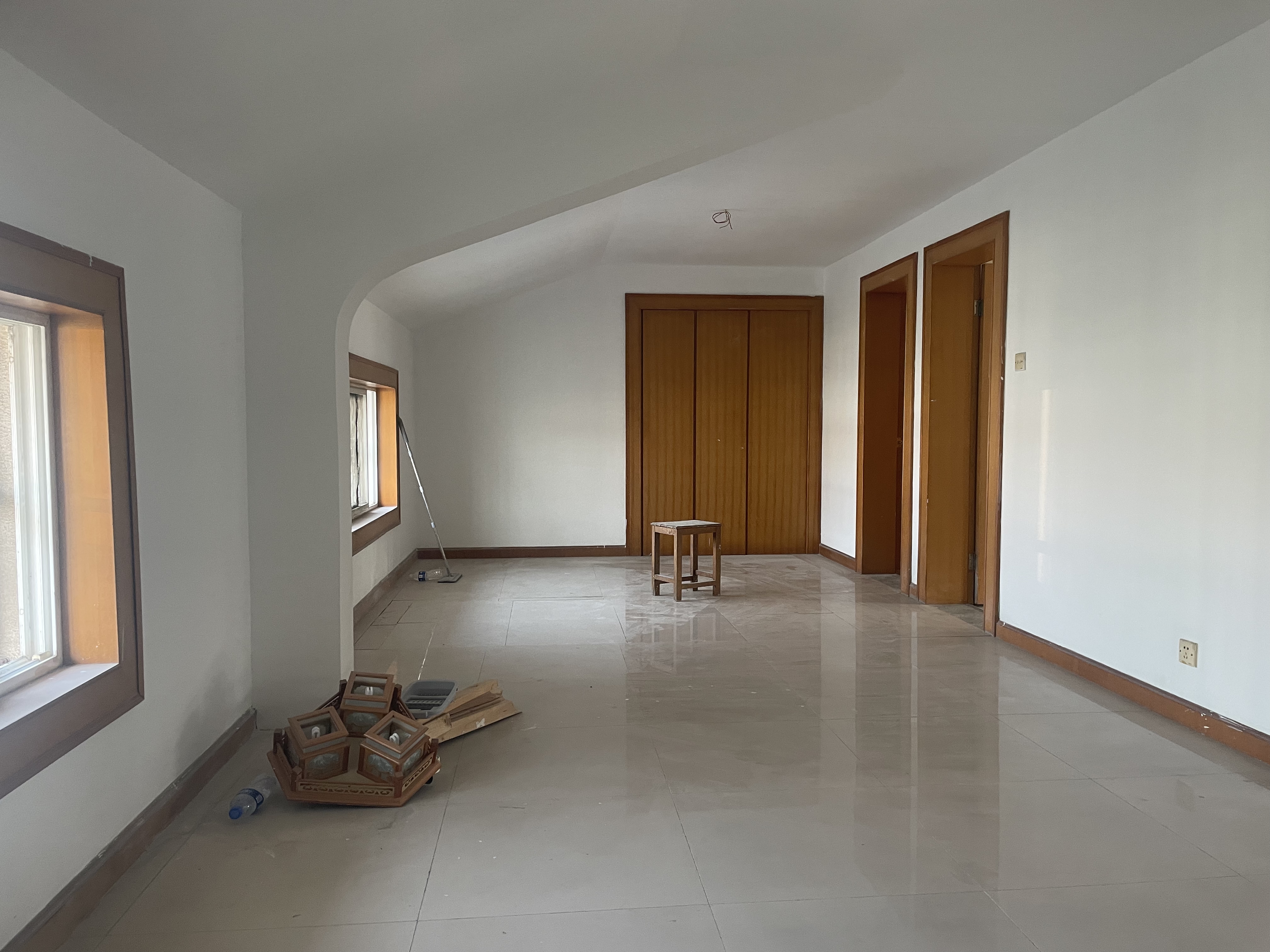 世纪园 3室2厅2卫 125.75m&sup2;