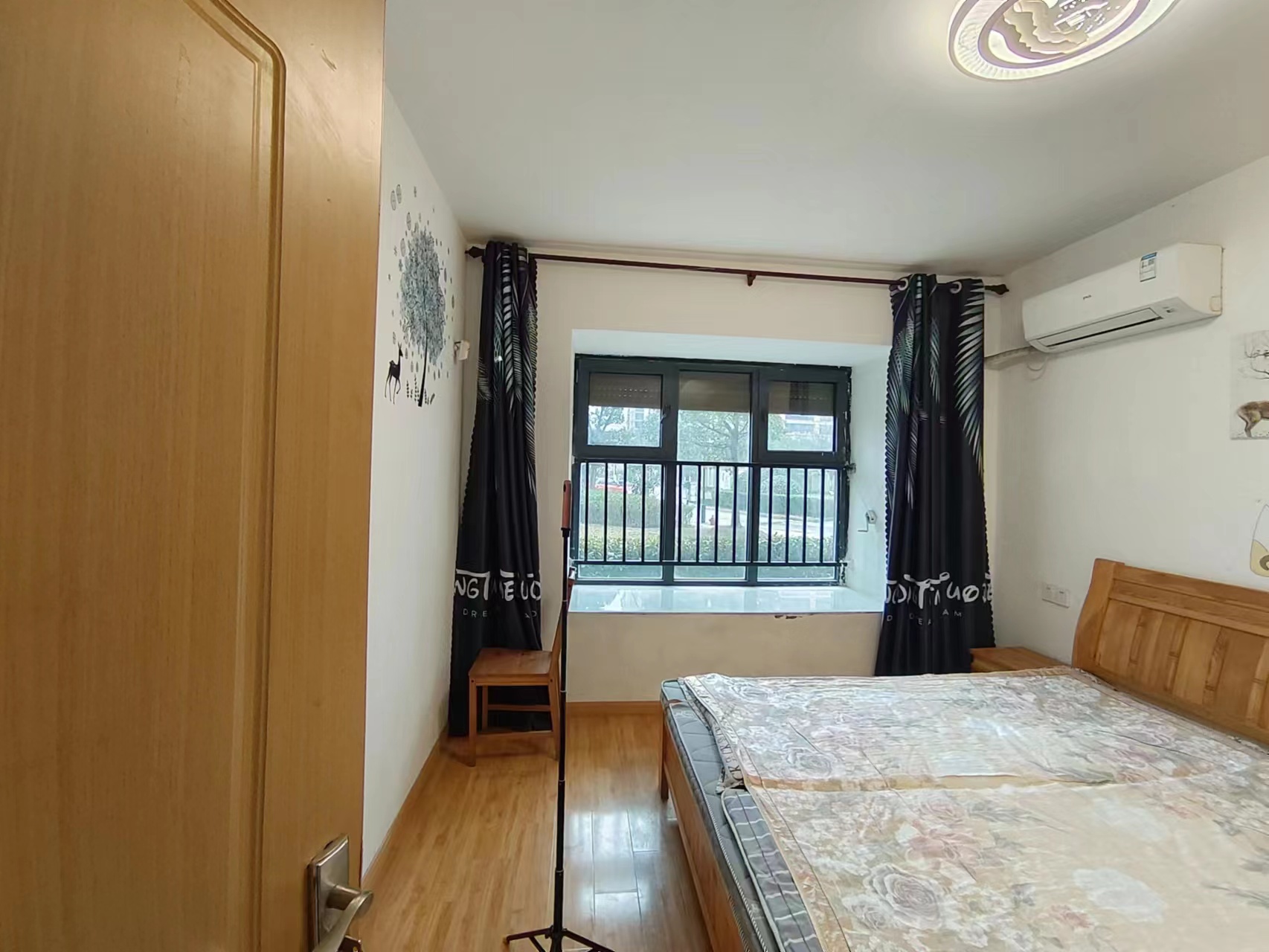 万达华府 3室2厅1卫 106m²