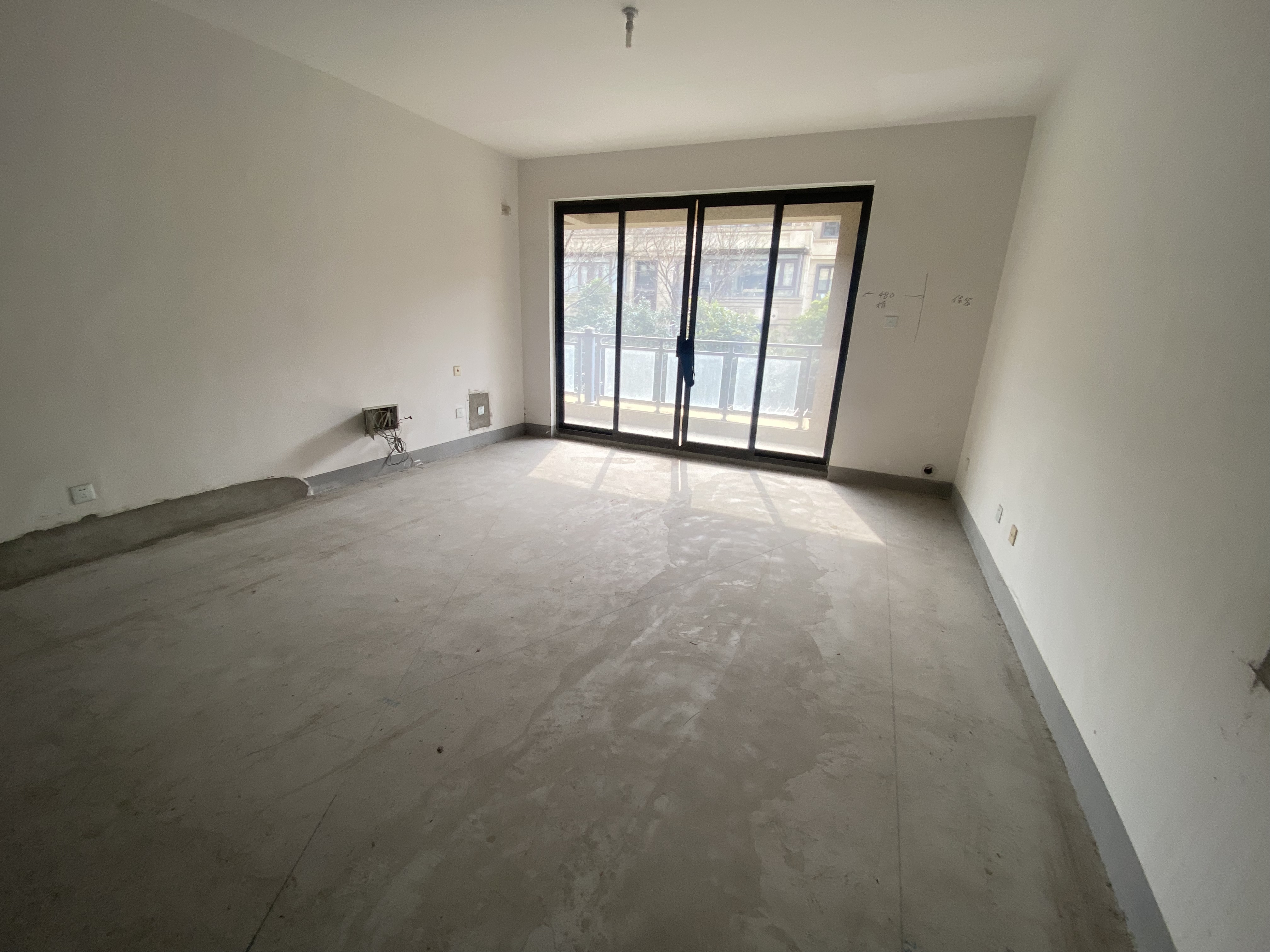 中海上林院 4室2厅2卫 140.00m&sup2;