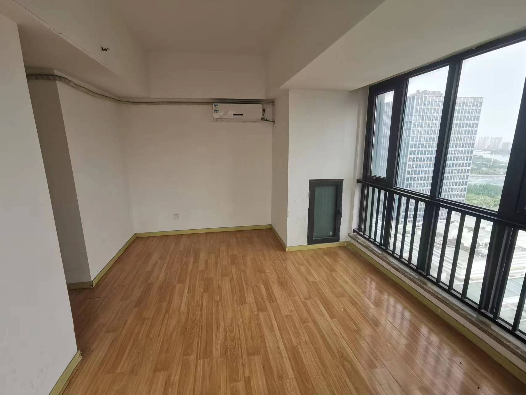 南通万达广场 1室厅卫 68m&sup2;