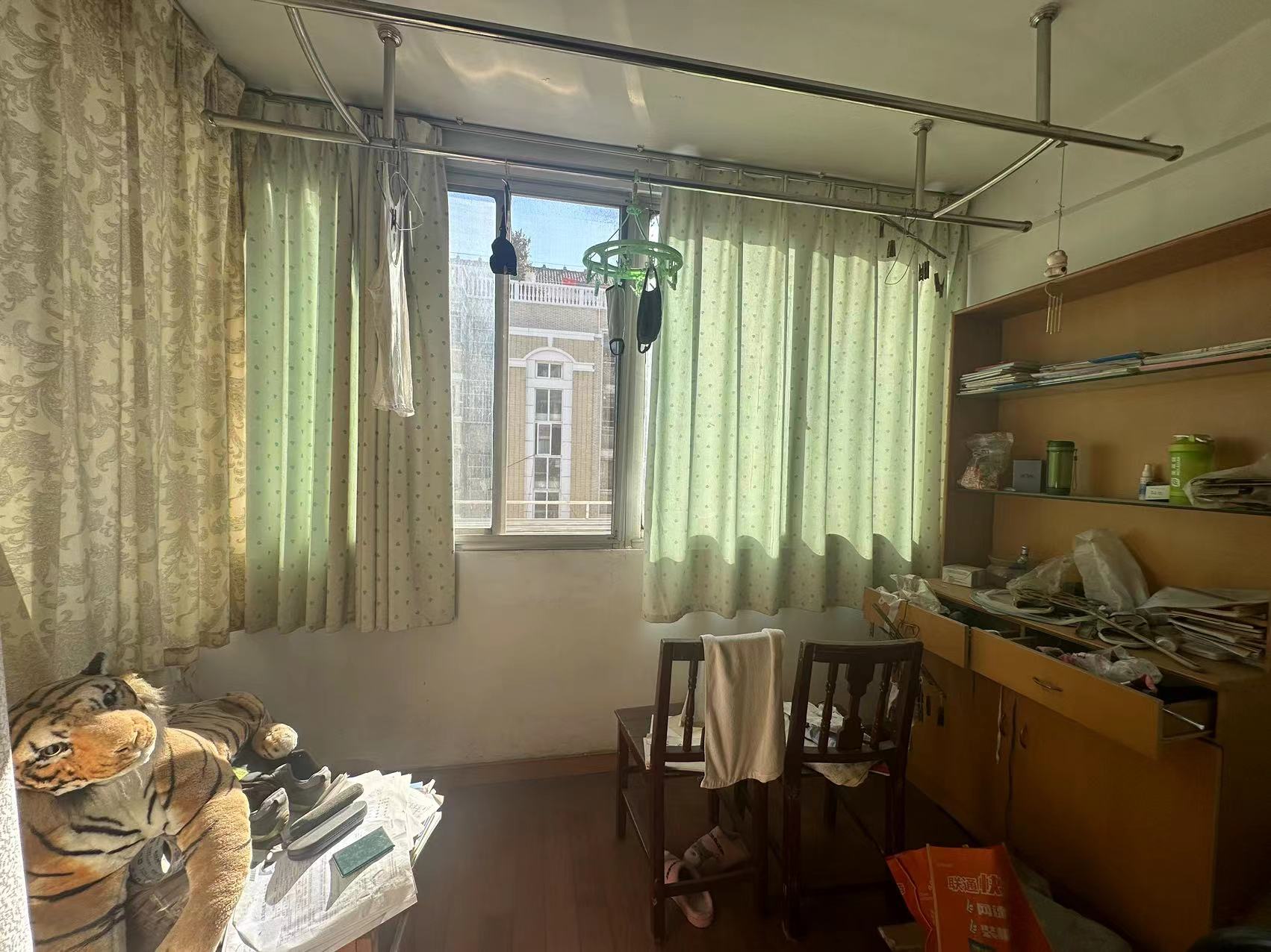 城港新村 3室1厅1卫 75.00m&sup2;