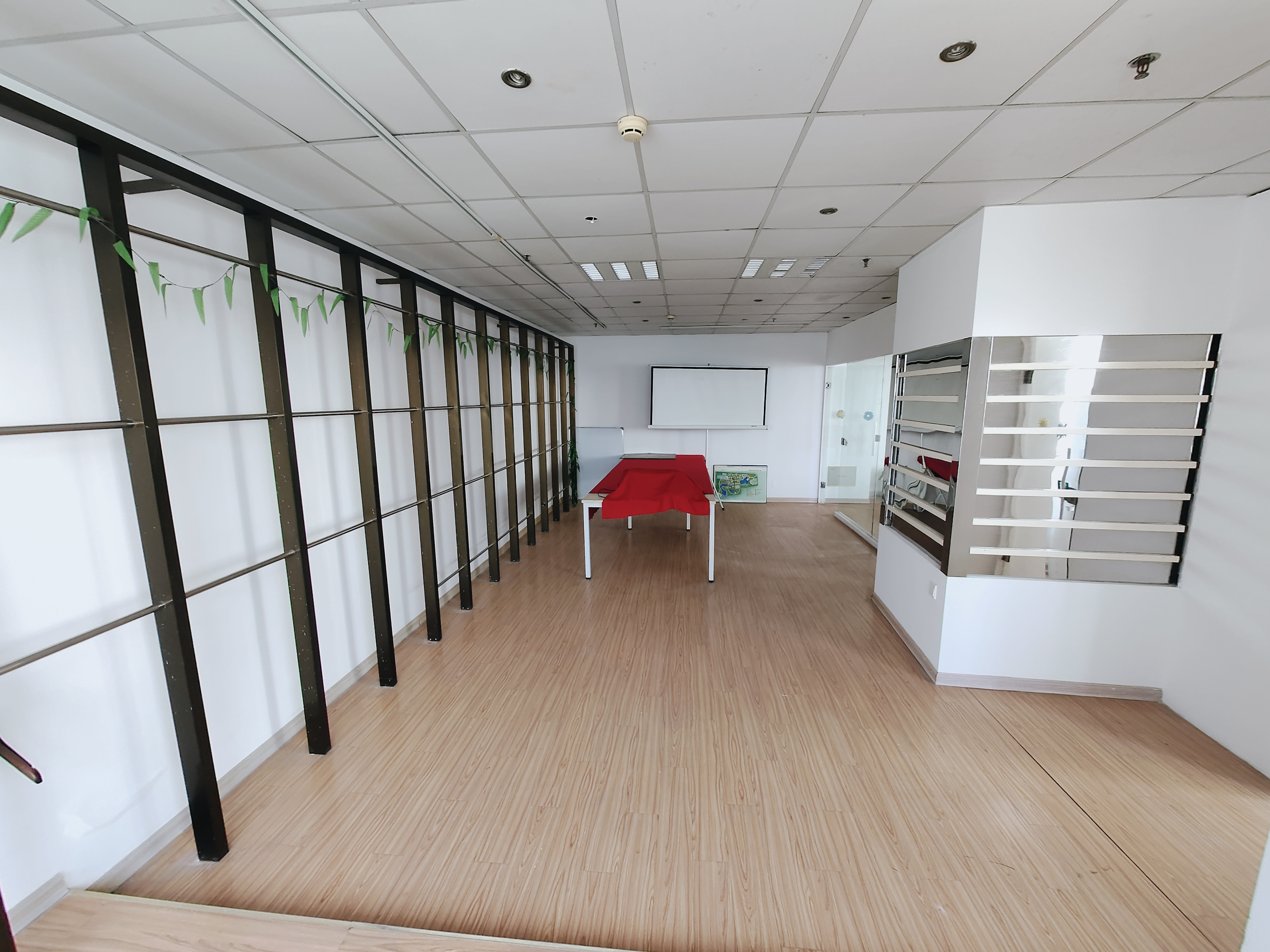 中南世纪城北区 2室2厅1卫 160.00m&sup2;