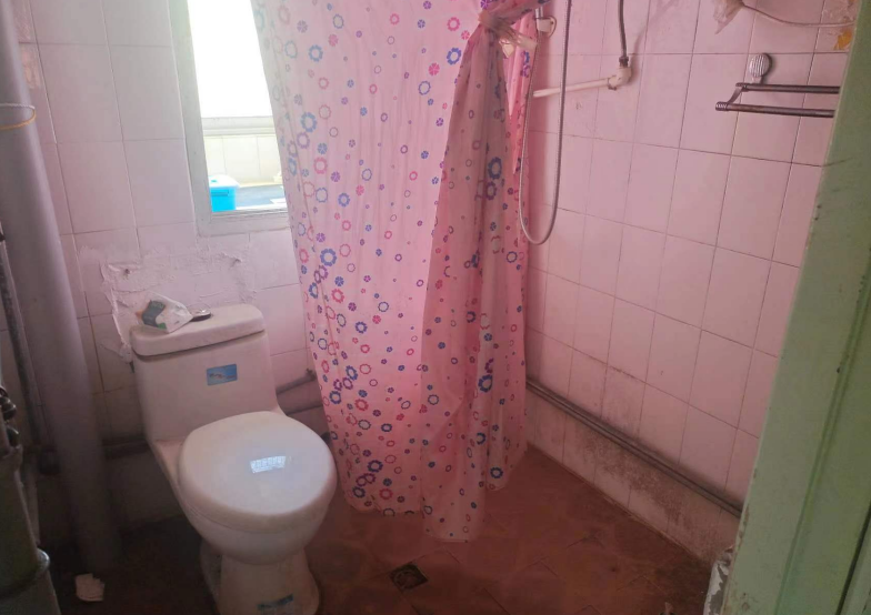 北濠桥东村 2室1厅1卫 72m&sup2;