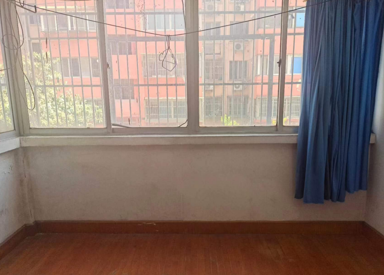 北濠桥东村 2室1厅1卫 72m&sup2;