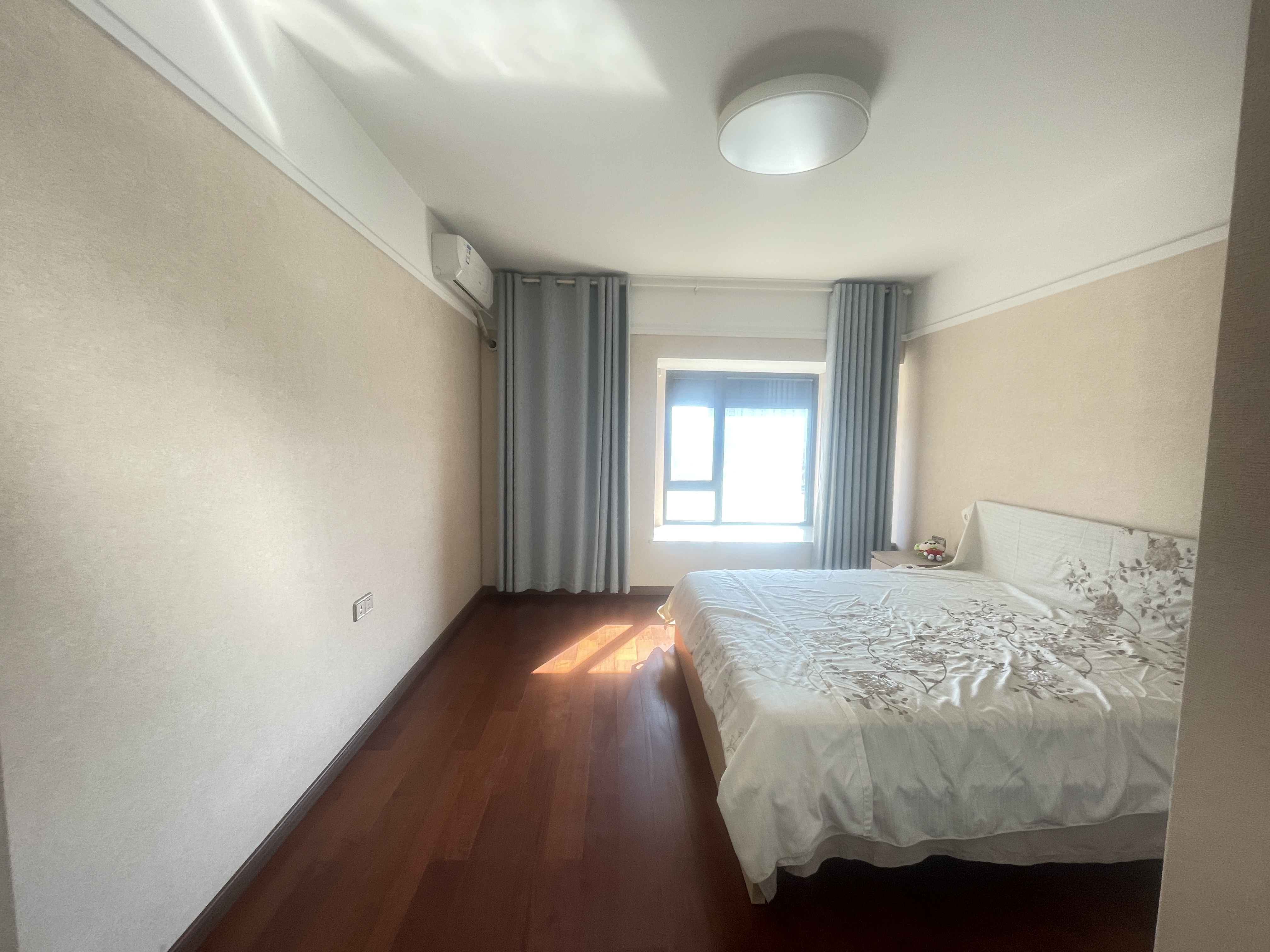 万科城市之光 3室2厅2卫 118.00m&sup2;