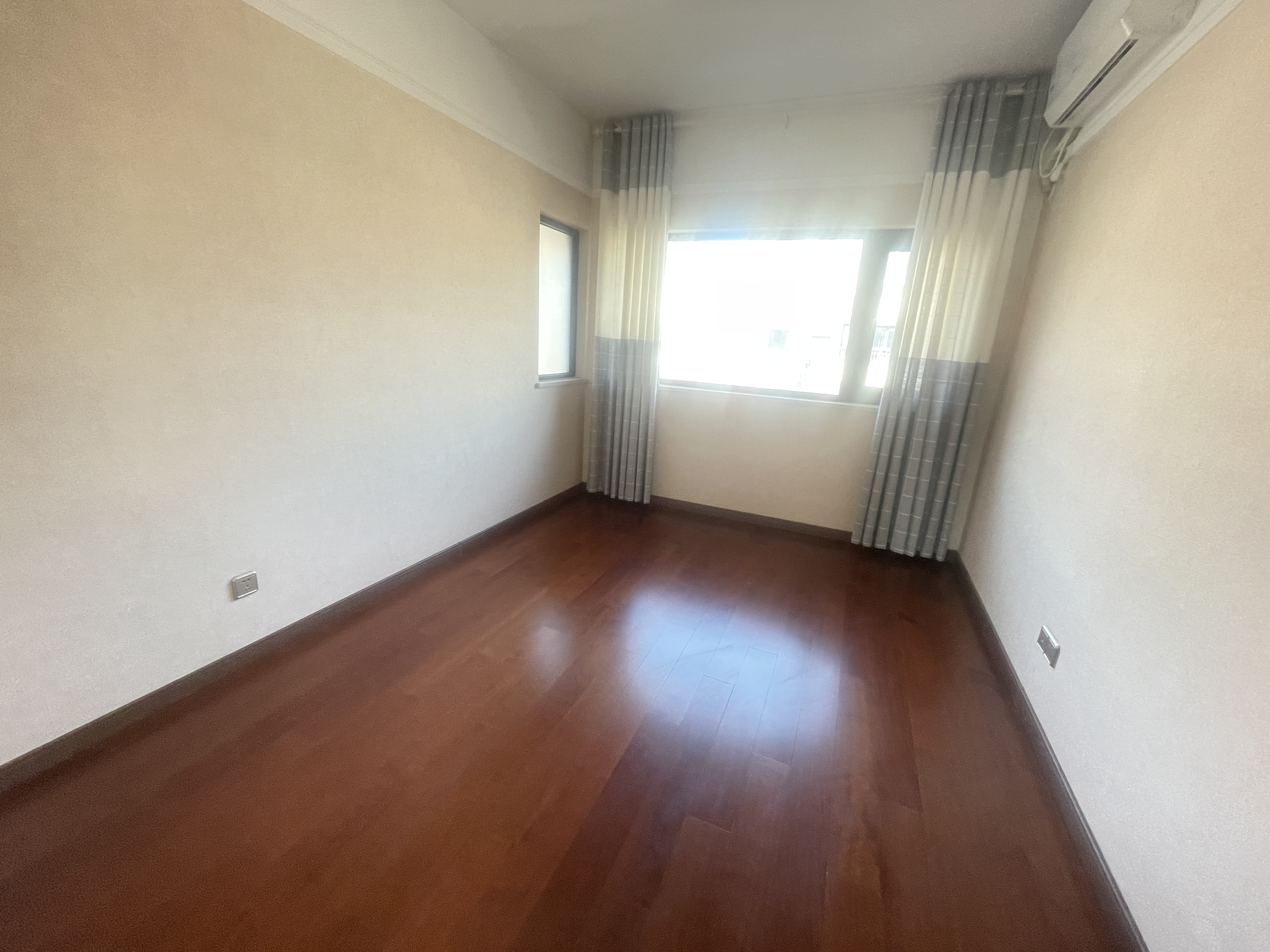 万科城市之光 3室2厅2卫 118.00m&sup2;