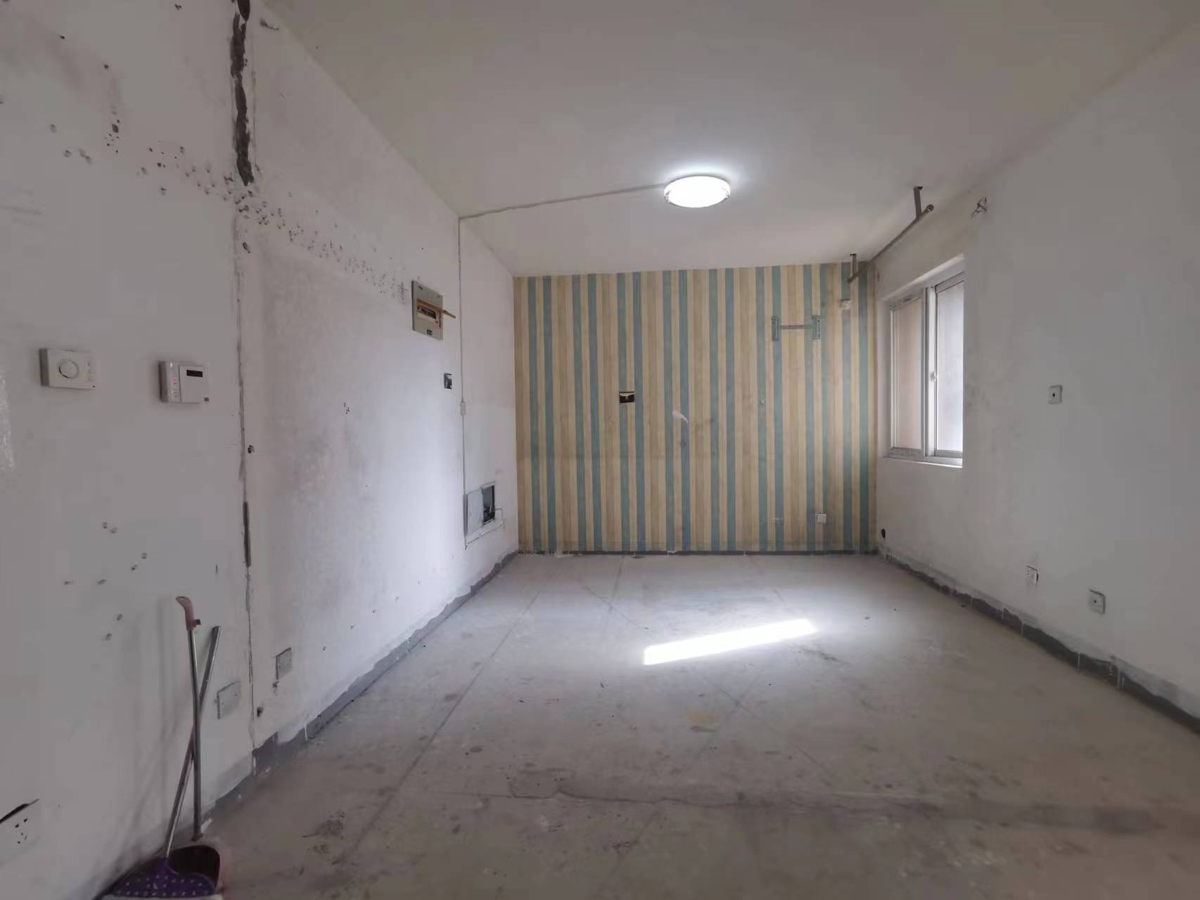 学士府 2室1厅1卫 86.5m²