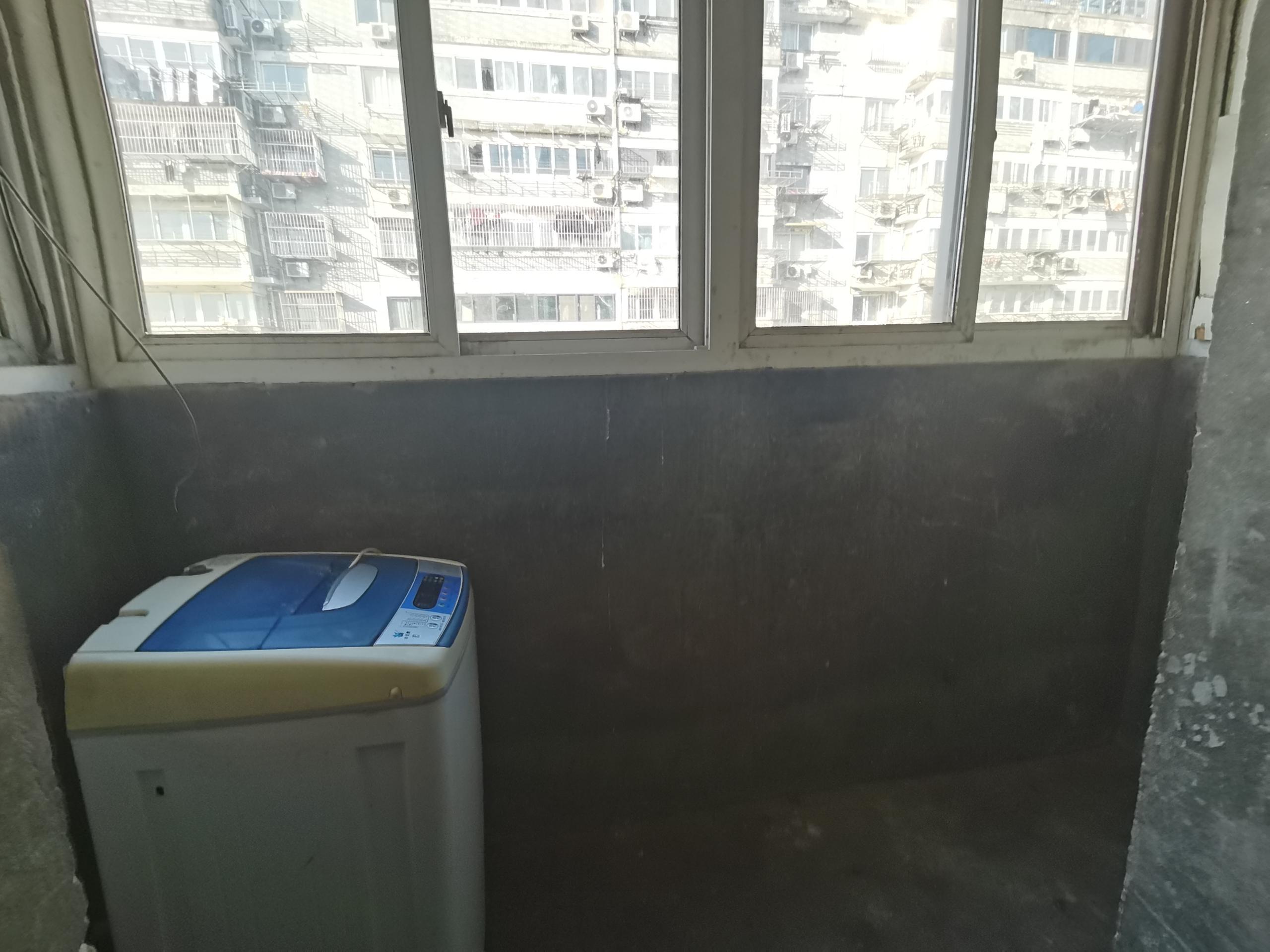 城山家园 5室2厅2卫 187.00m&sup2;