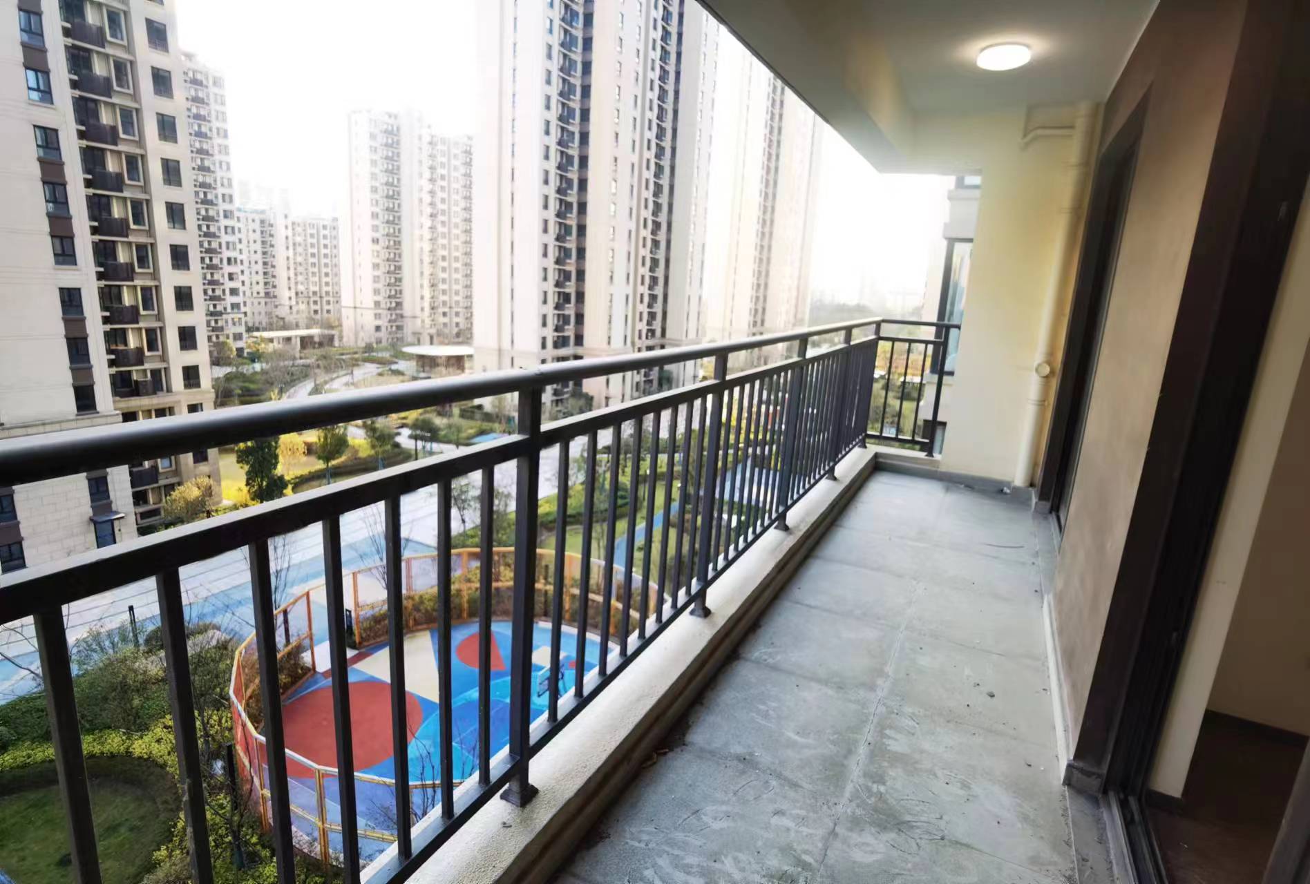 春风南岸西园 3室2厅1卫 96m&sup2;