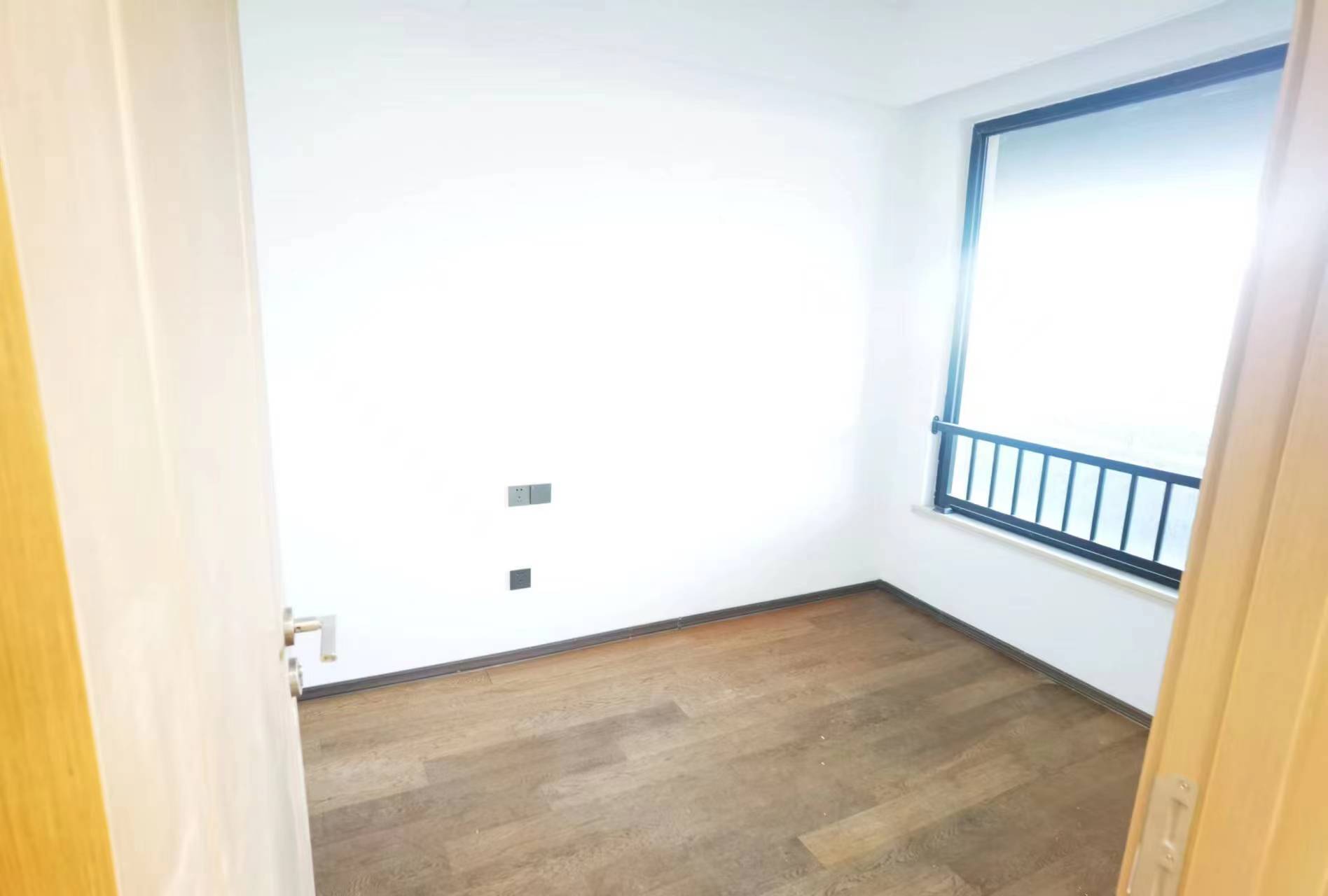 春风南岸西园 3室2厅1卫 96m&sup2;