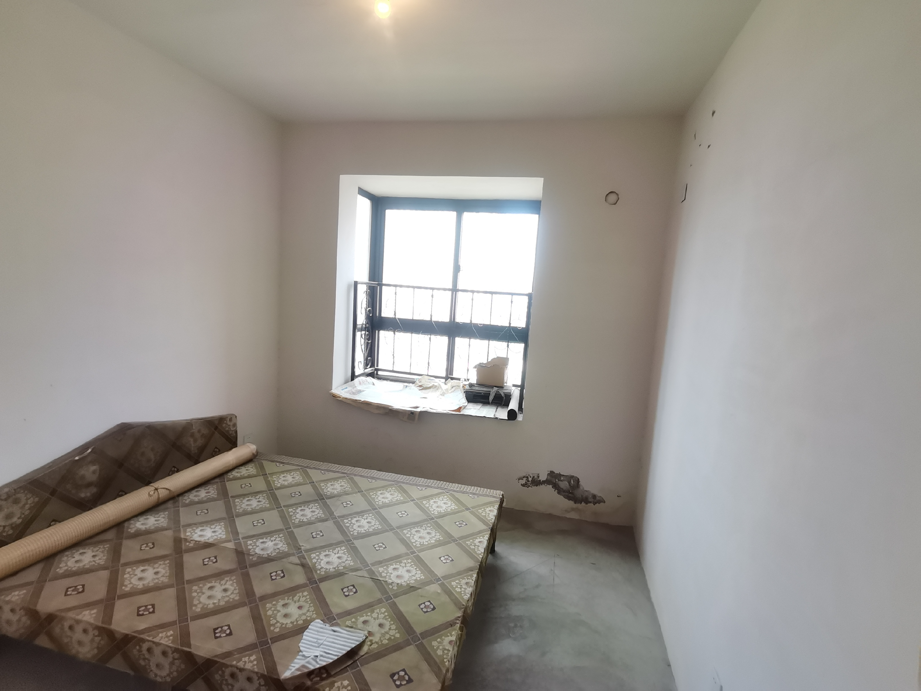炜赋花苑 2室1厅1卫 91m&sup2;