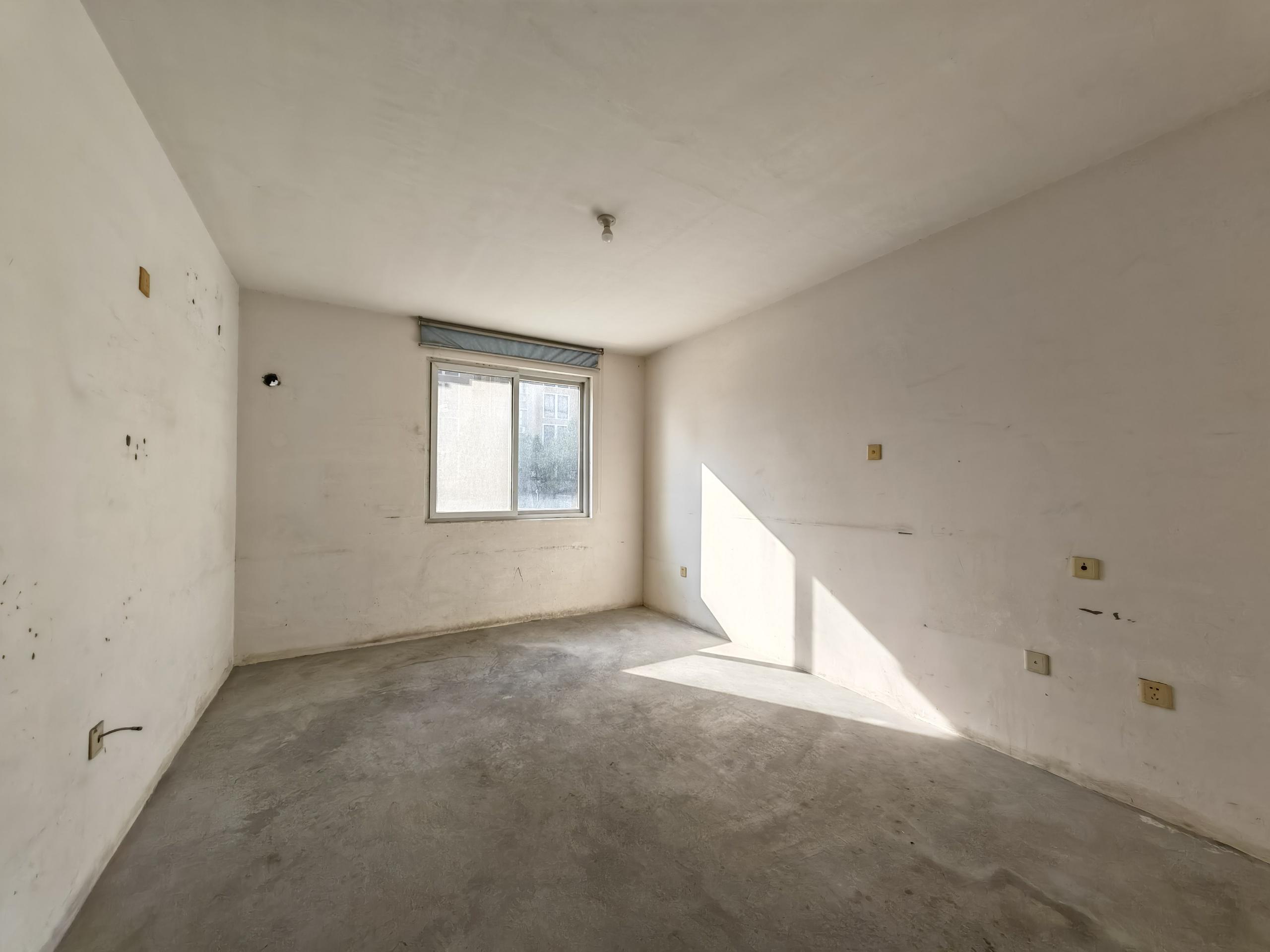 瑞景广场 3室1厅1卫 129.85m&sup2;