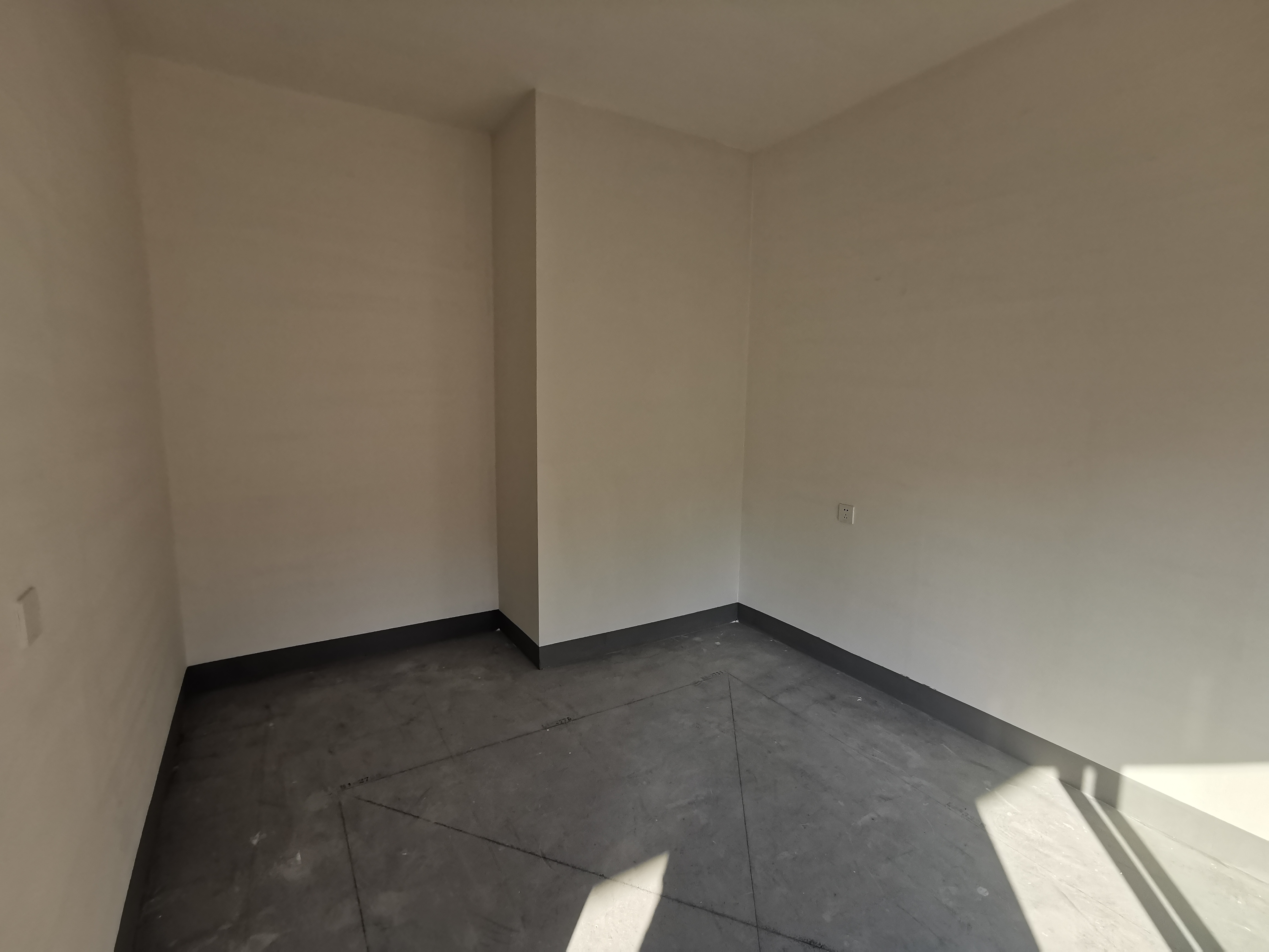 建发御珑湾 4室2厅2卫 131m&sup2;