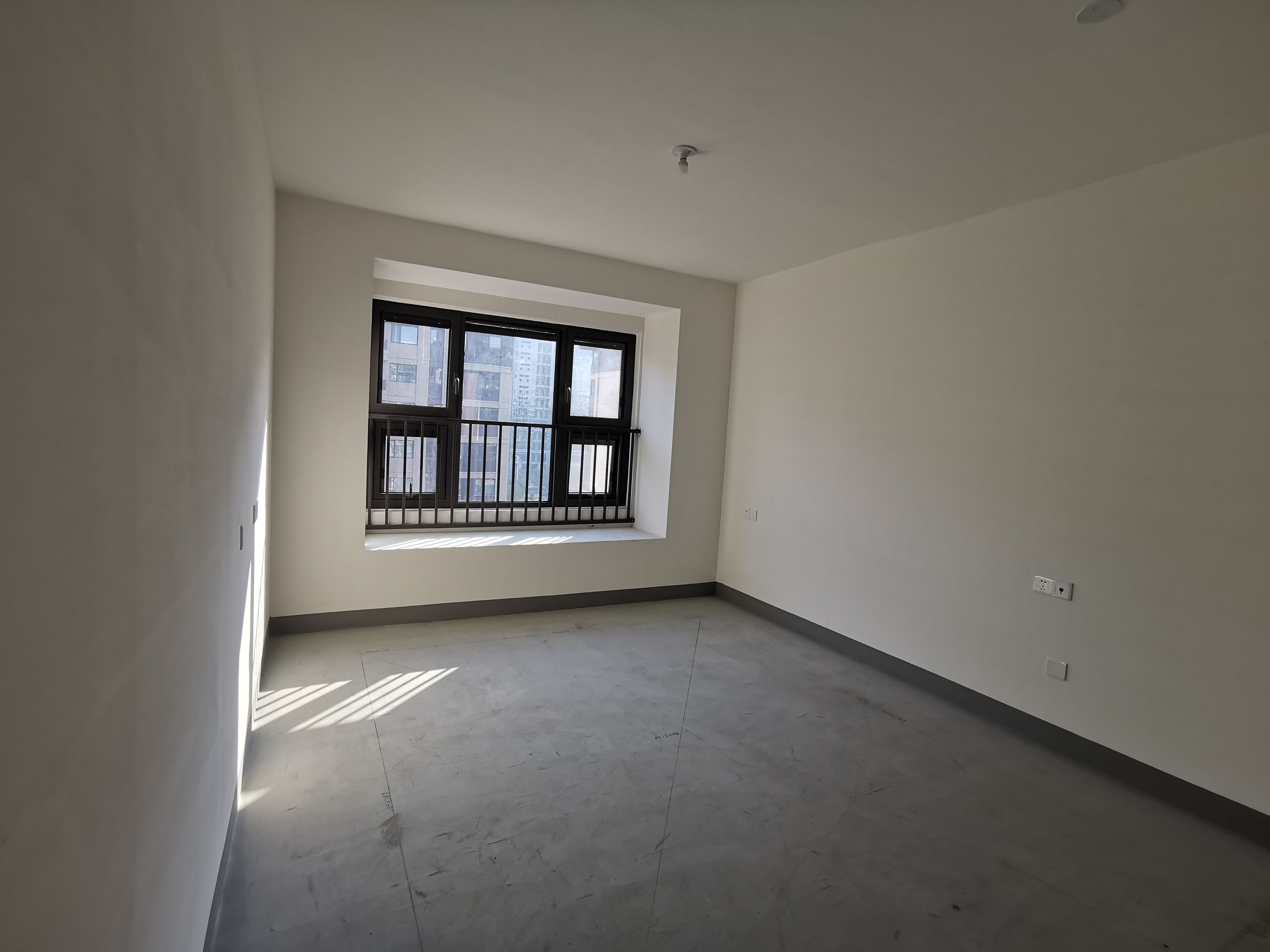 建发御珑湾 4室2厅2卫 131m&sup2;