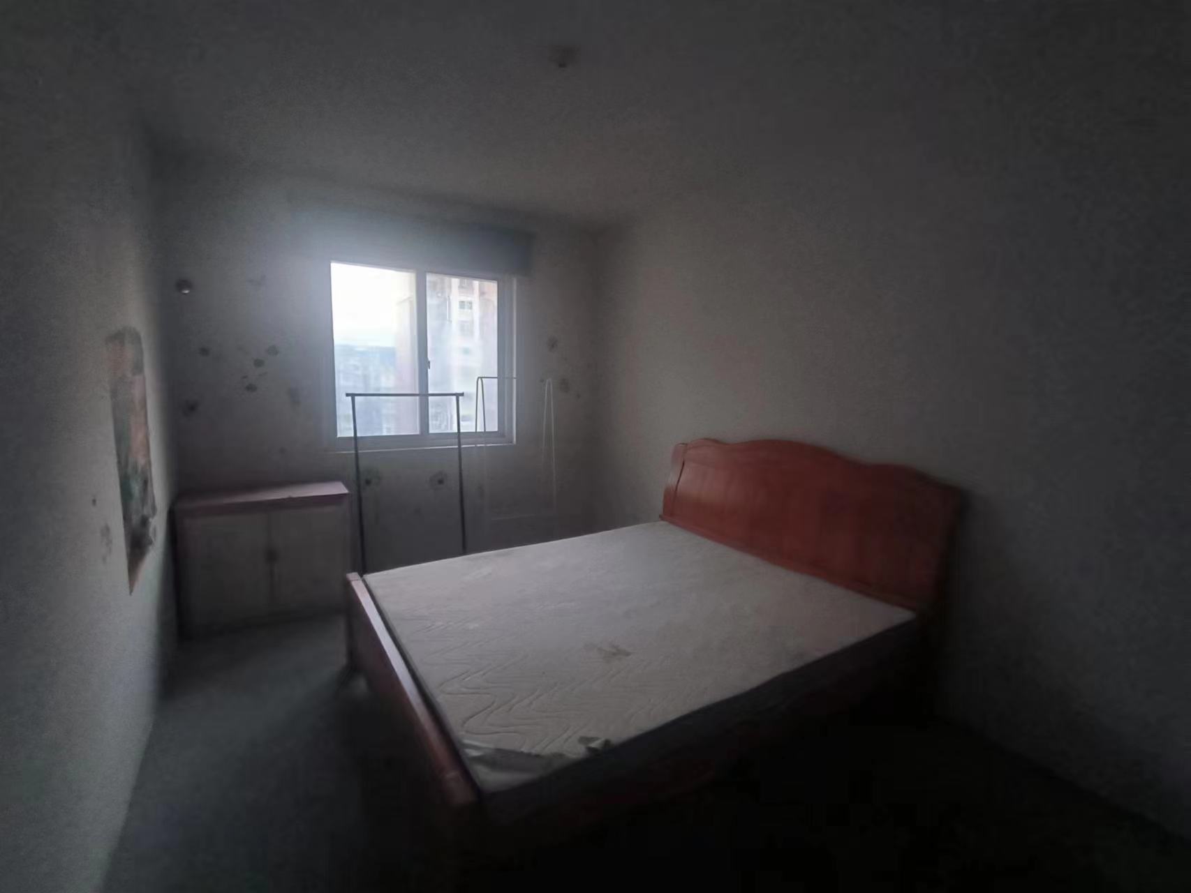 盛唐公寓 2室1厅1卫 88m&sup2;
