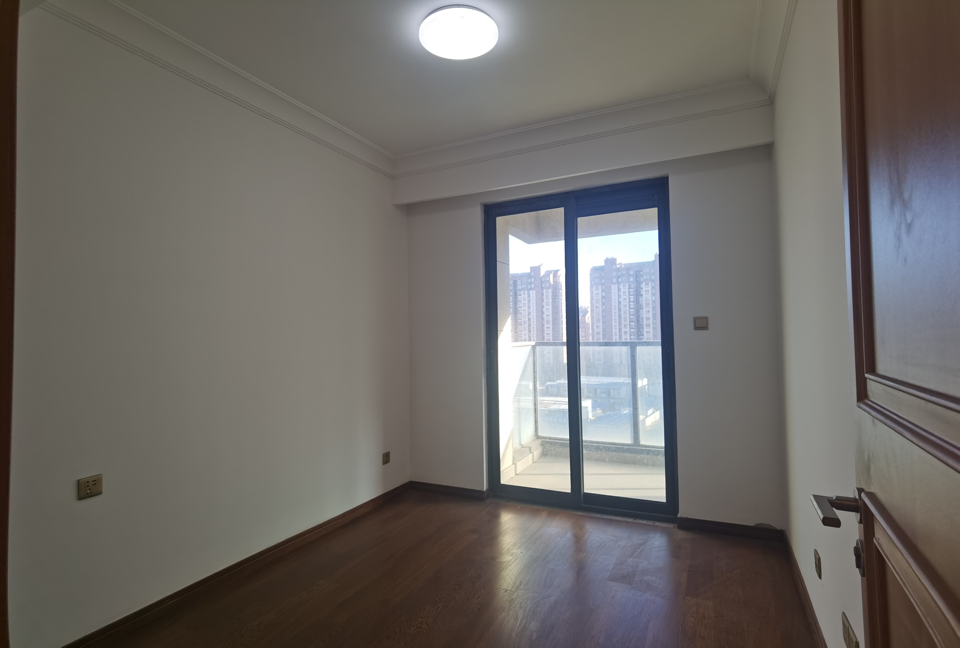 雍华府 3室2厅2卫 114.33m&sup2;