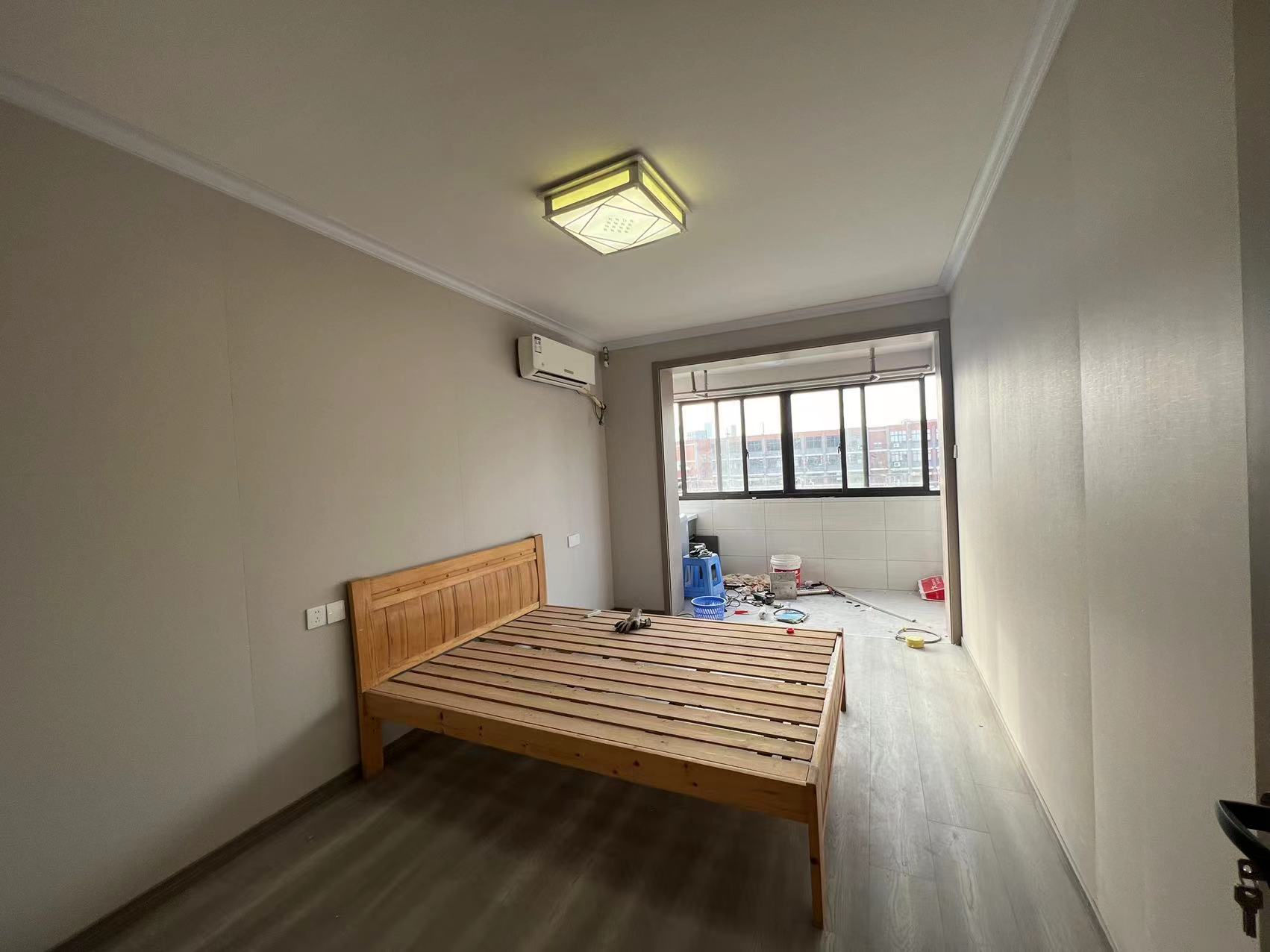 郭里园 3室1厅1卫 72.5m&sup2;