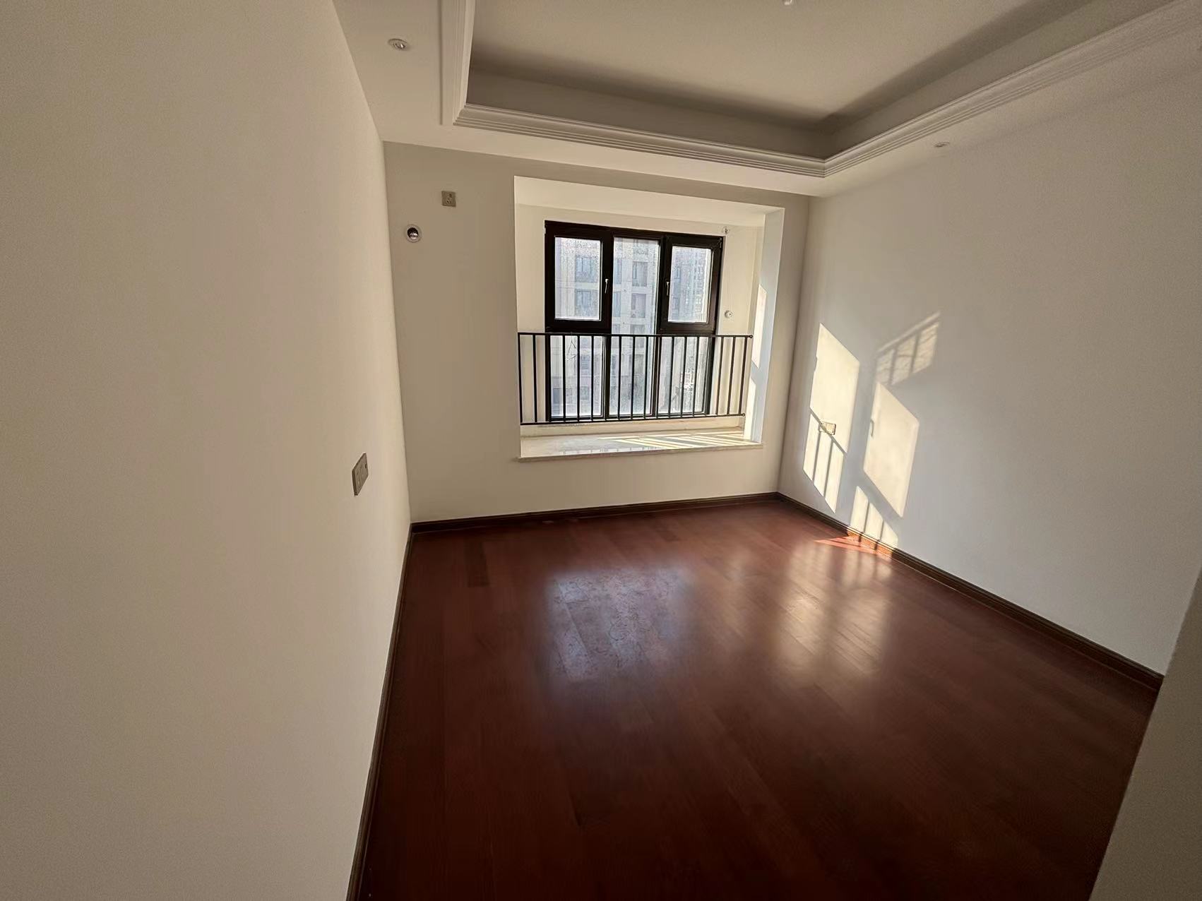 富力院士廷 3室2厅2卫 109m&sup2;