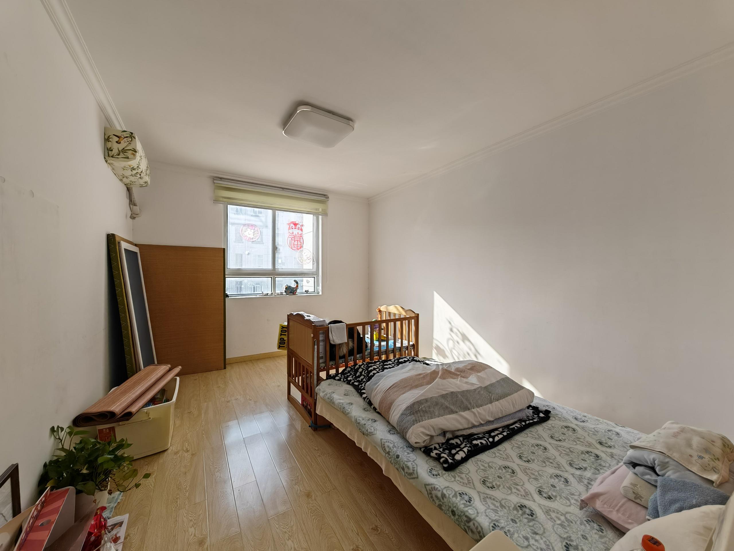 银花苑 3室1厅1卫 83.12m&sup2;