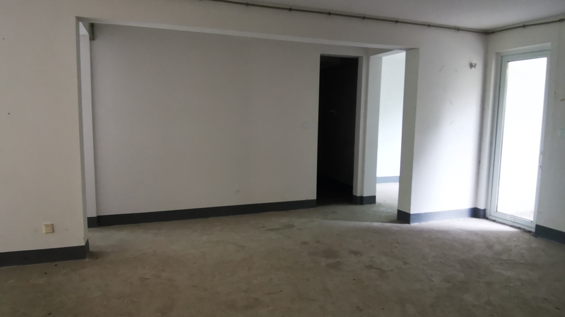 中海上林院 3室2厅2卫 125m&sup2;