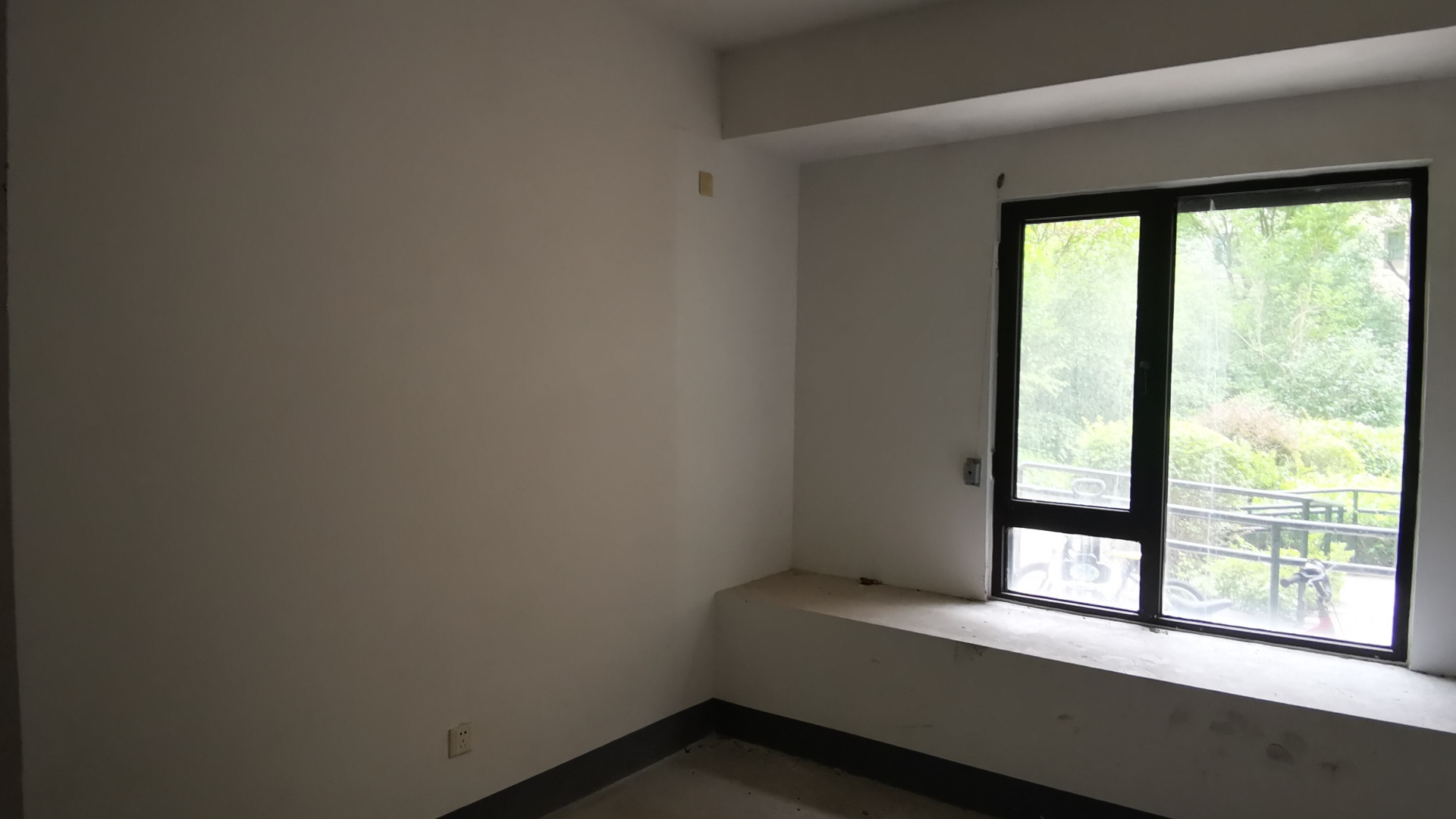 中海上林院 3室2厅2卫 125m&sup2;