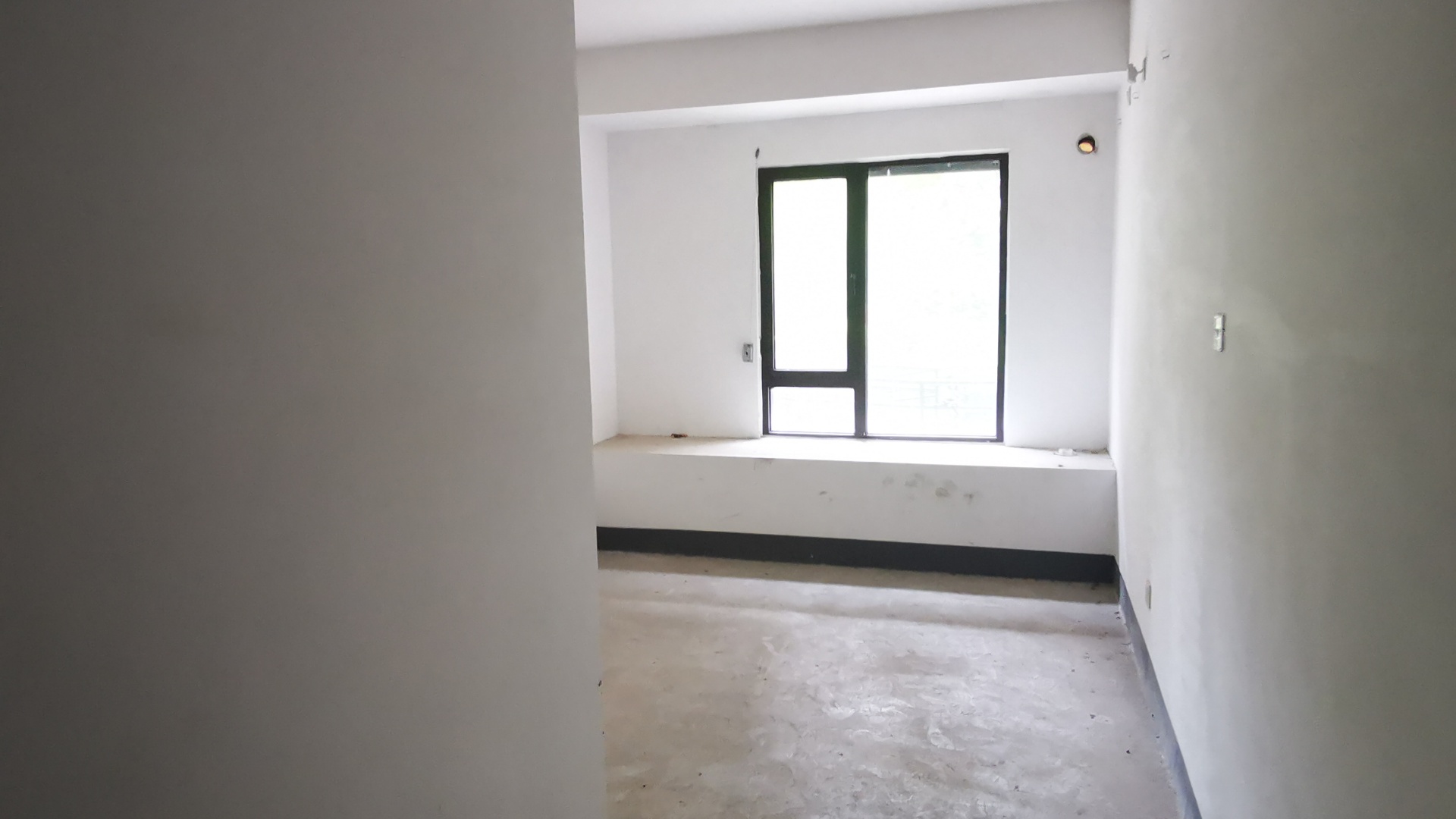 中海上林院 3室2厅2卫 125m&sup2;