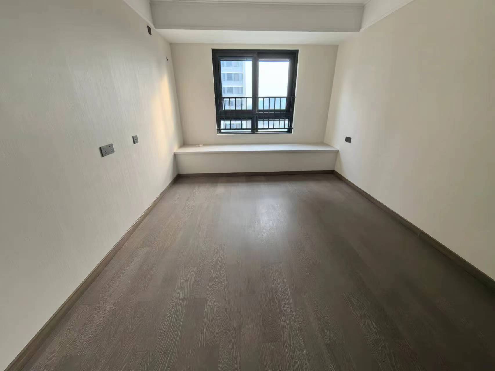 万科未来之光 4室3厅3卫 124.00m&sup2;
