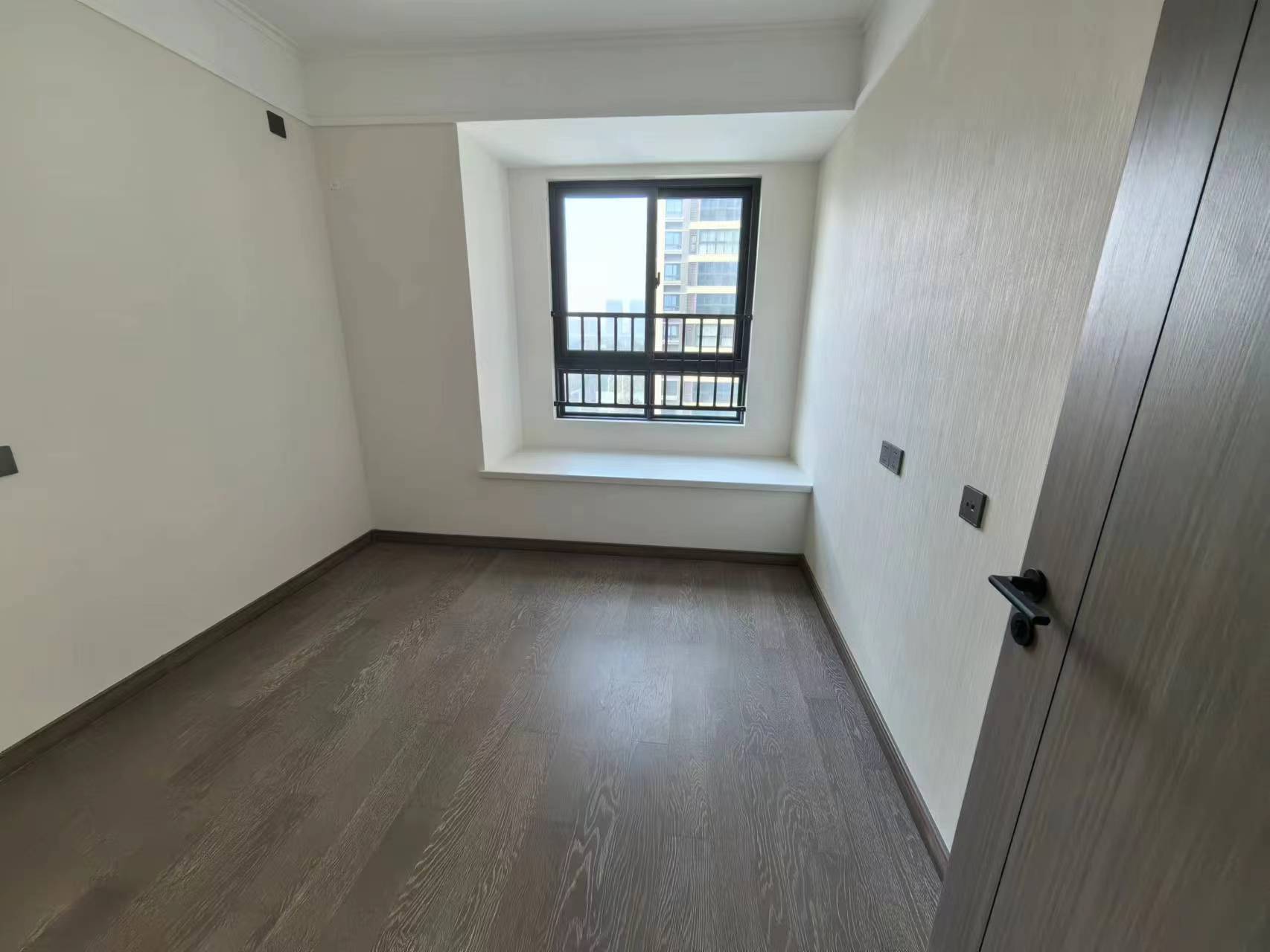万科未来之光 4室3厅3卫 124.00m&sup2;
