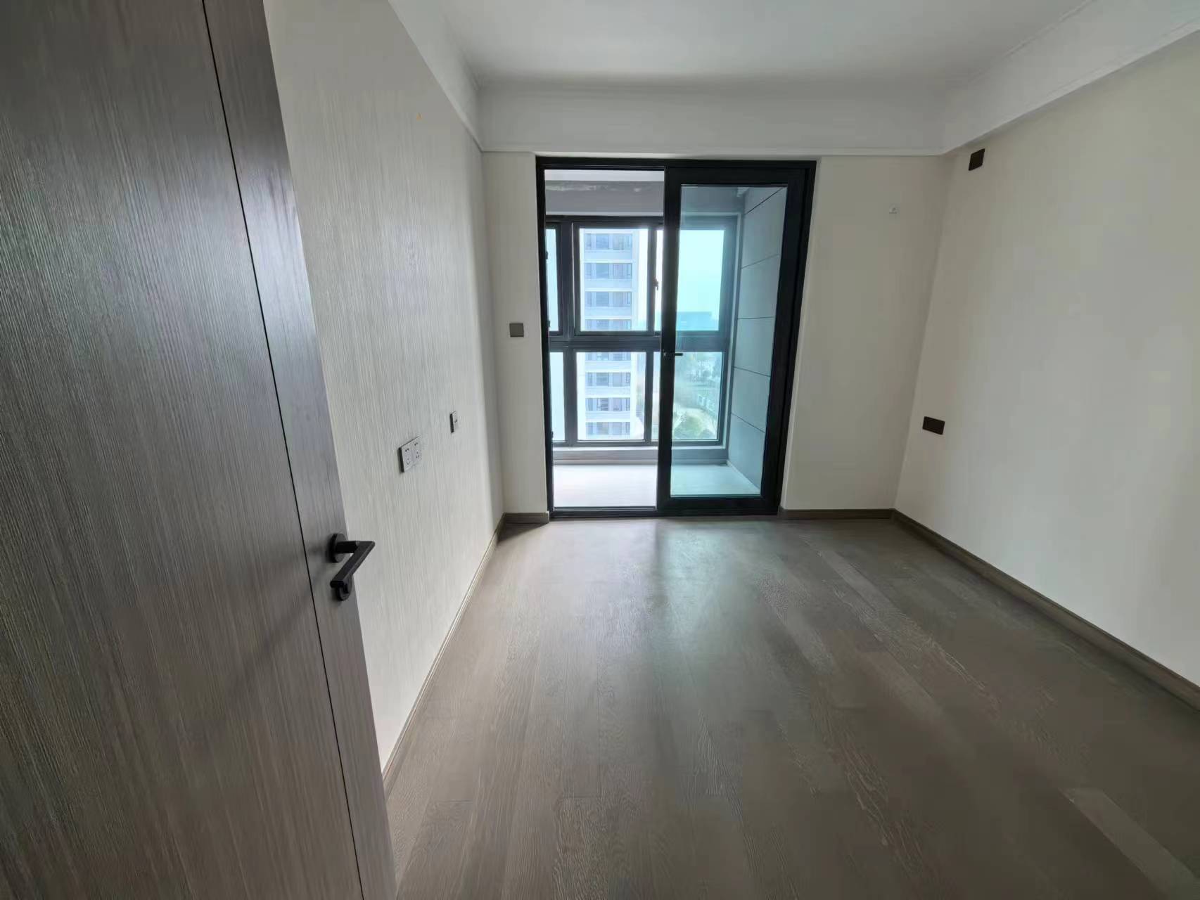 万科未来之光 4室3厅3卫 124.00m&sup2;