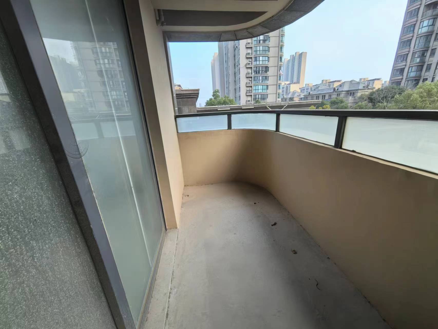 富都豪园 3室2厅1卫 109.00m&sup2;