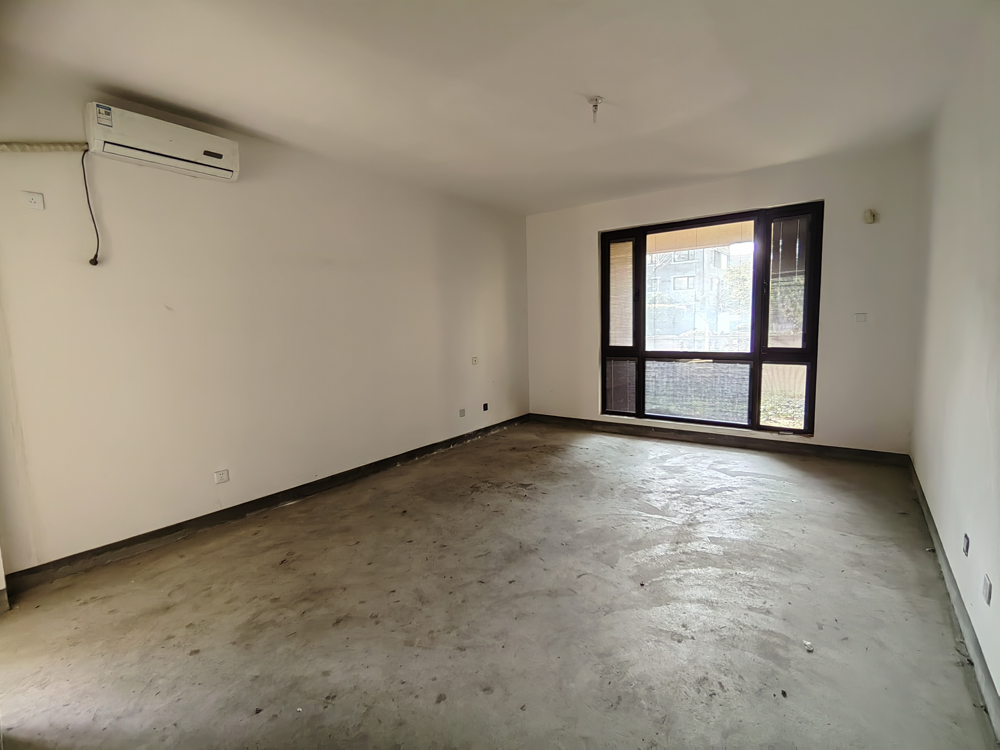 南通壹城水清木华 4室2厅2卫 244m&sup2;